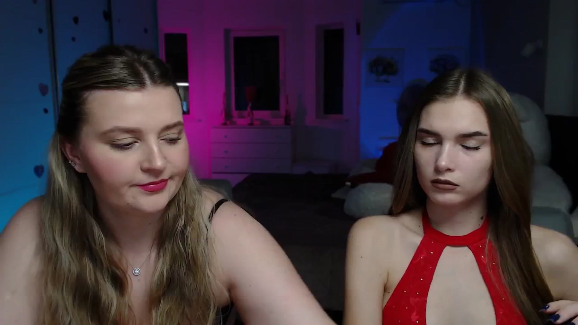 Gallery image thumbnail from Sirela's myfreecams stream on, 03/18/2026, 14:43 image 8 of 20