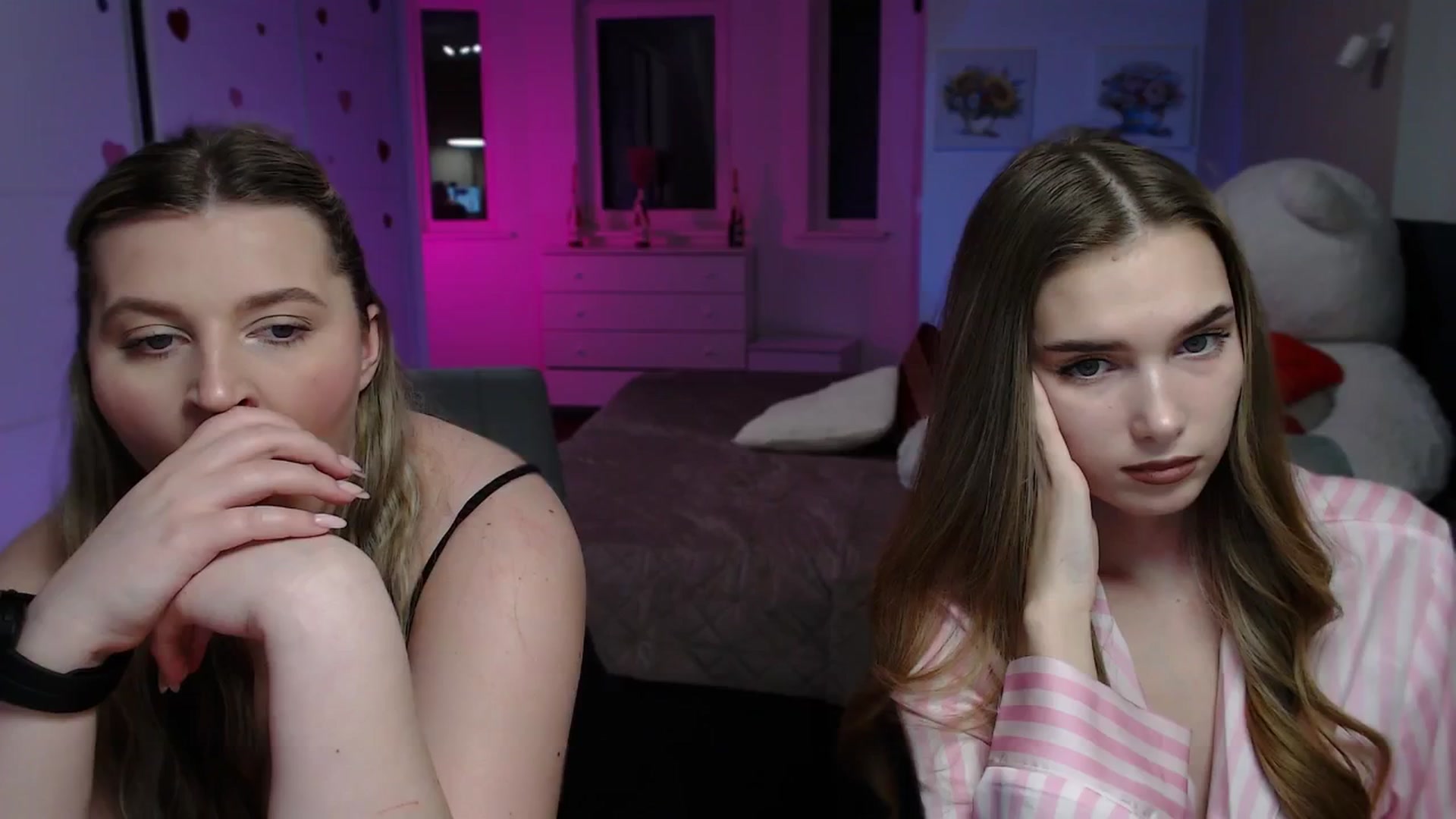 Gallery image thumbnail from Sirela's myfreecams stream on, 03/18/2026, 16:29 image 18 of 20