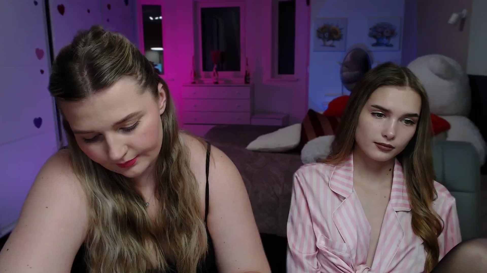 Gallery image thumbnail from Sirela's myfreecams stream on, 03/18/2026, 16:29 image 11 of 20