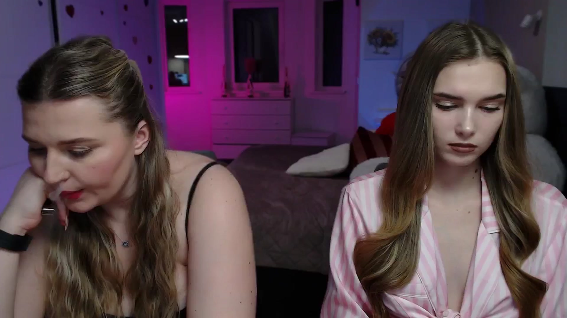 Gallery image thumbnail from Sirela's myfreecams stream on, 03/18/2026, 16:29 image 13 of 20