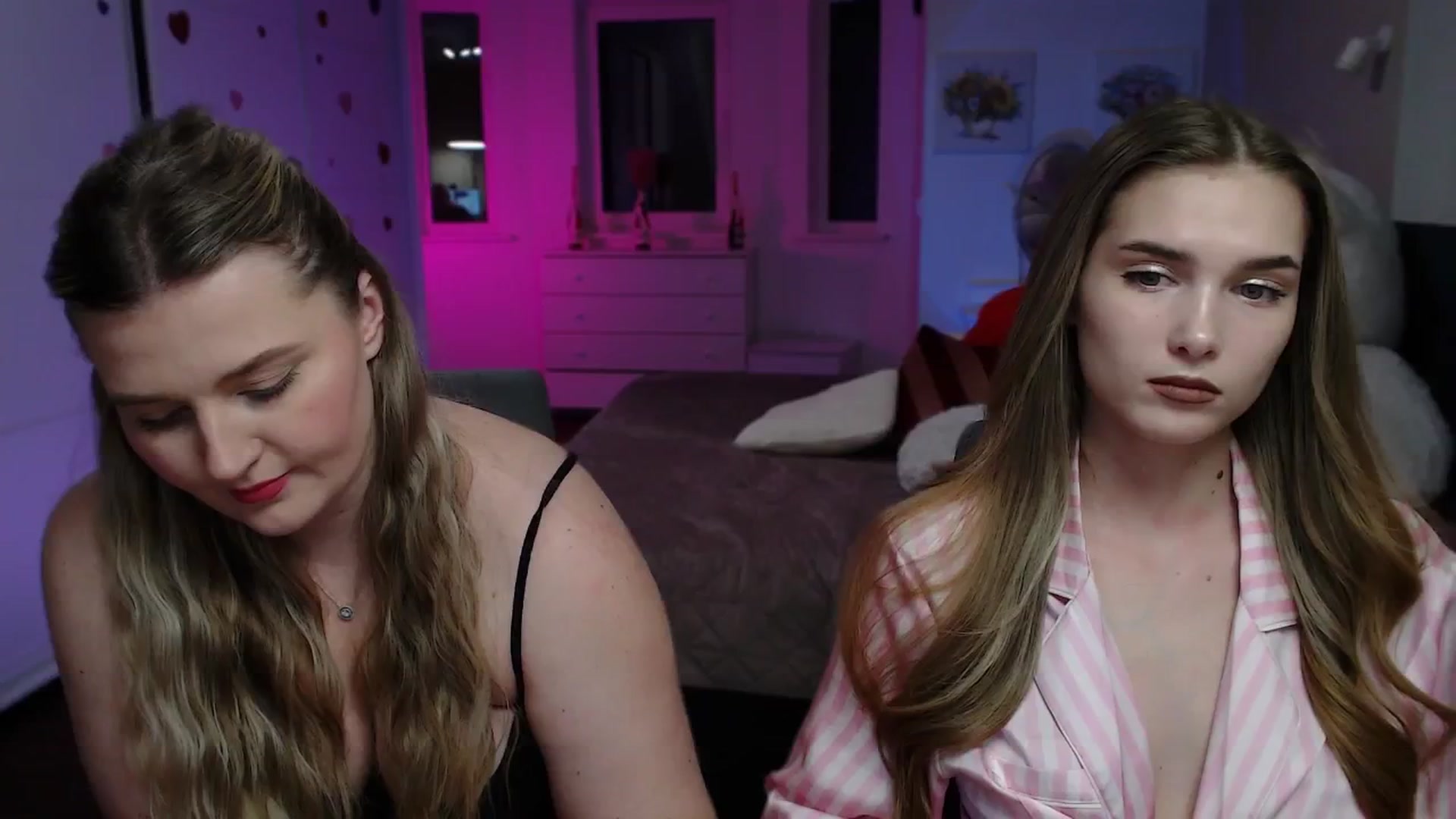 Gallery image thumbnail from Sirela's myfreecams stream on, 03/18/2026, 16:29 image 17 of 20