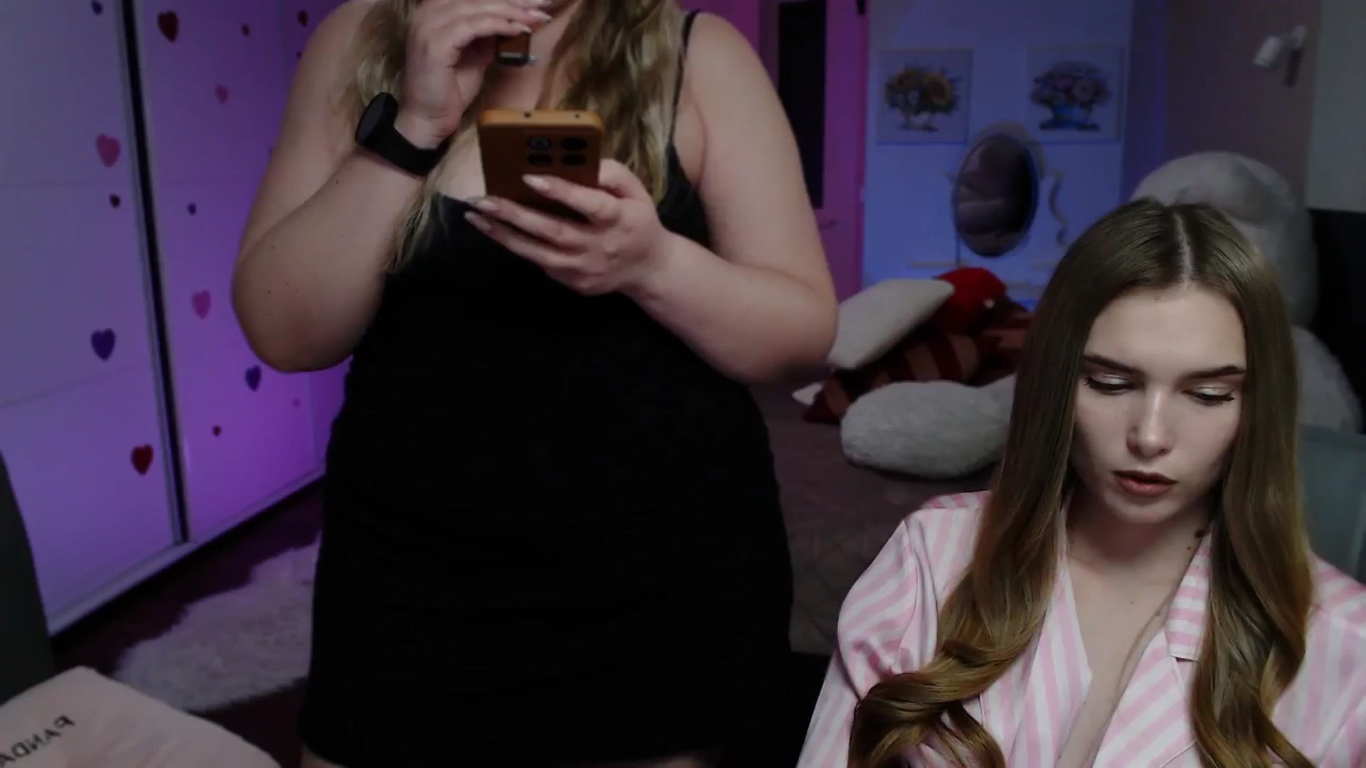 Gallery image thumbnail from Sirela's myfreecams stream on, 03/18/2026, 17:29 image 1 of 20