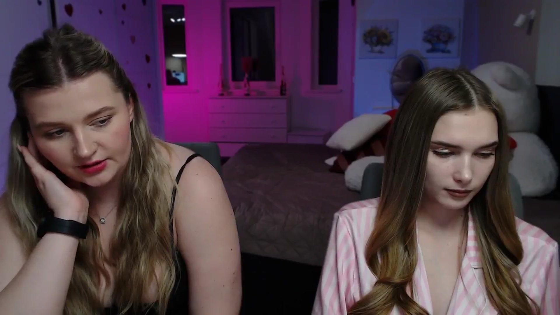 Gallery image thumbnail from Sirela's myfreecams stream on, 03/18/2026, 17:29 image 8 of 20
