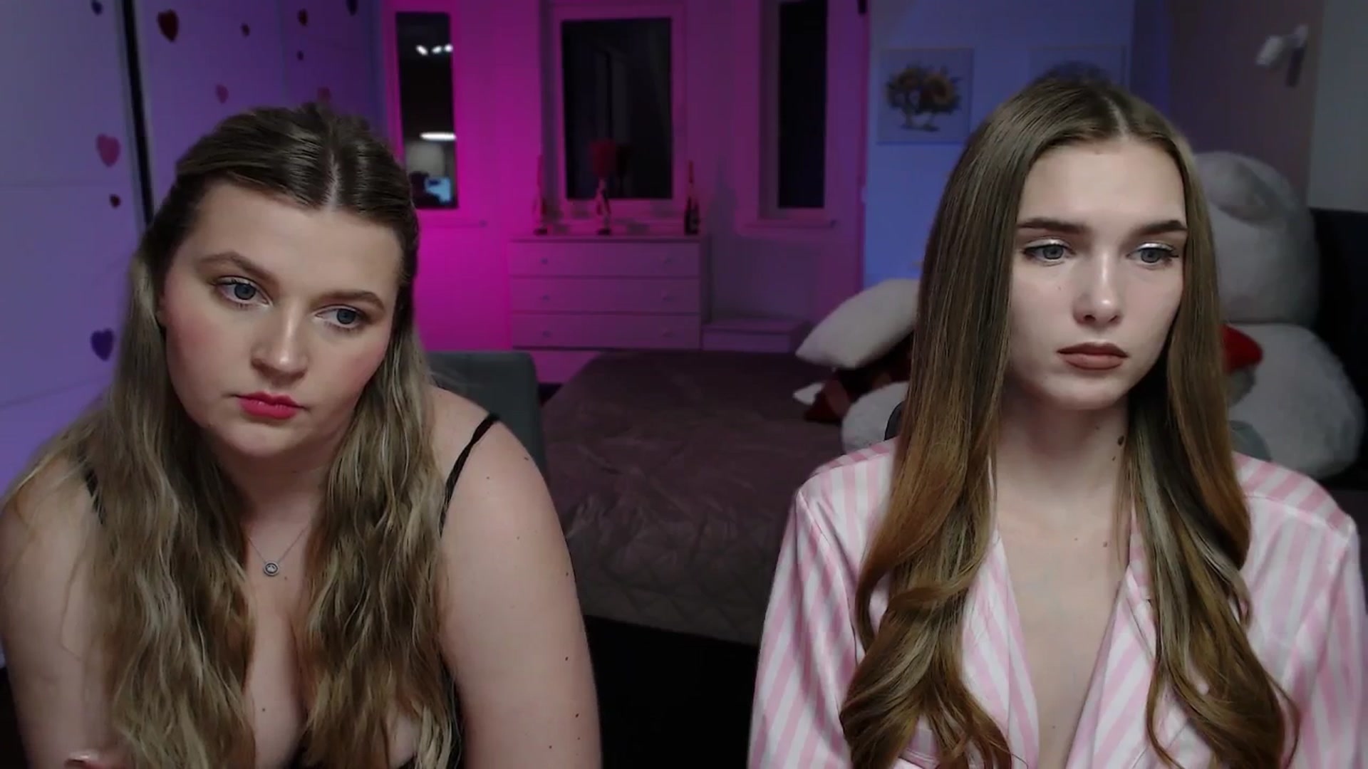 Gallery image thumbnail from Sirela's myfreecams stream on, 03/18/2026, 17:29 image 4 of 20