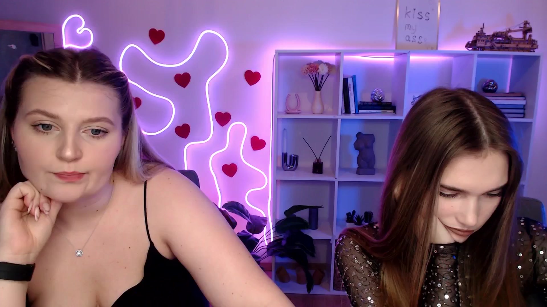 Gallery image thumbnail from Sirela's myfreecams stream on, 03/21/2026, 17:16 image 16 of 20