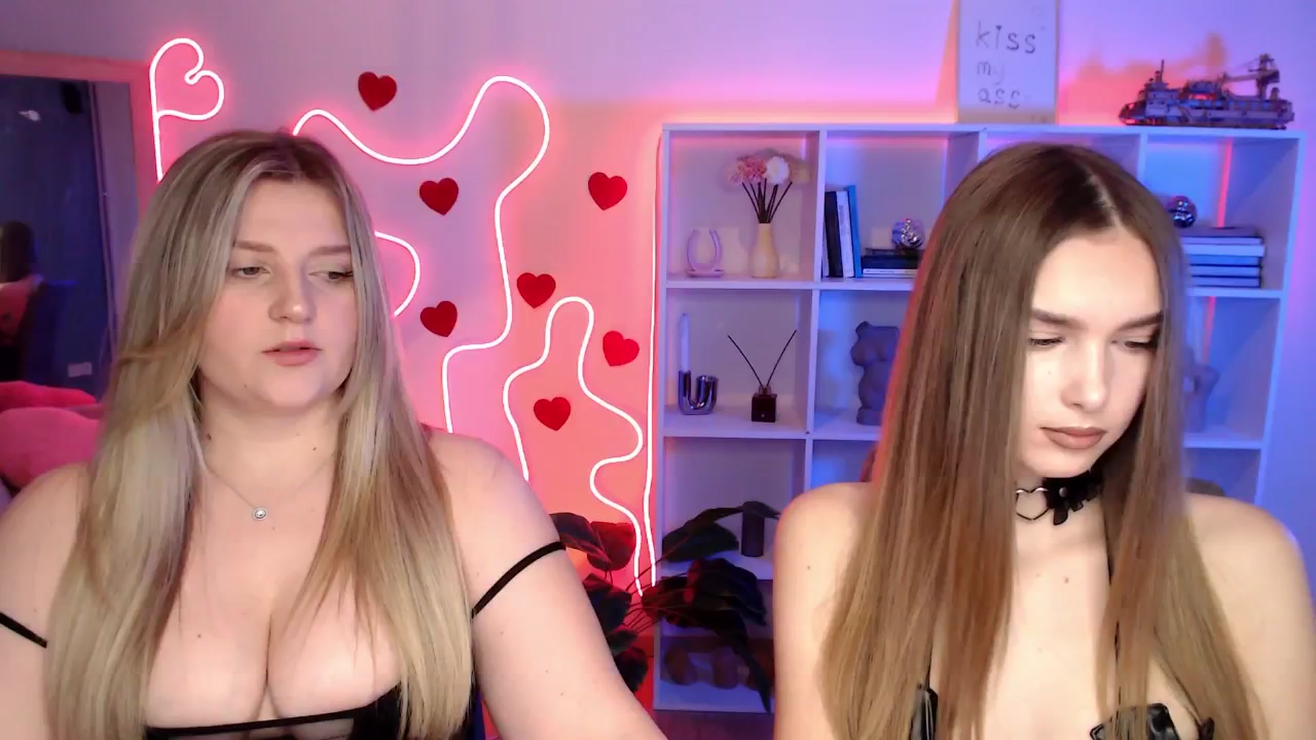 Gallery image thumbnail from Sirela's myfreecams stream on, 03/22/2026, 11:45 image 18 of 20