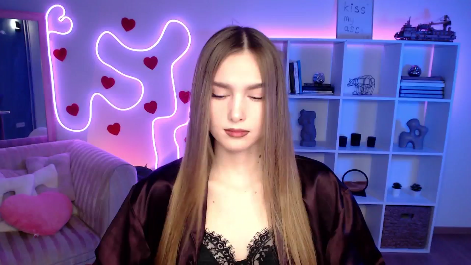 Gallery image thumbnail from Sirela's myfreecams stream on, 03/25/2026, 12:14 image 1 of 20