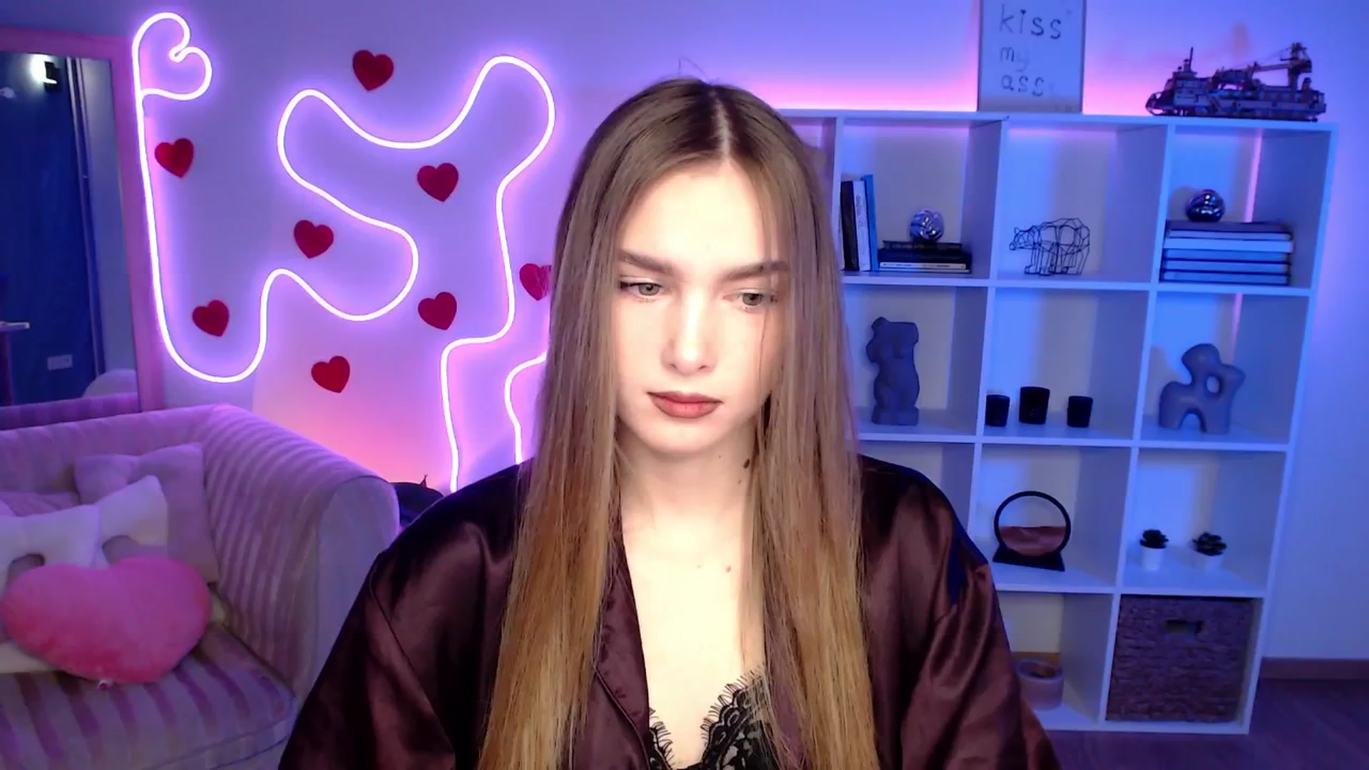 Gallery image thumbnail from Sirela's myfreecams stream on, 03/25/2026, 12:14 image 2 of 20
