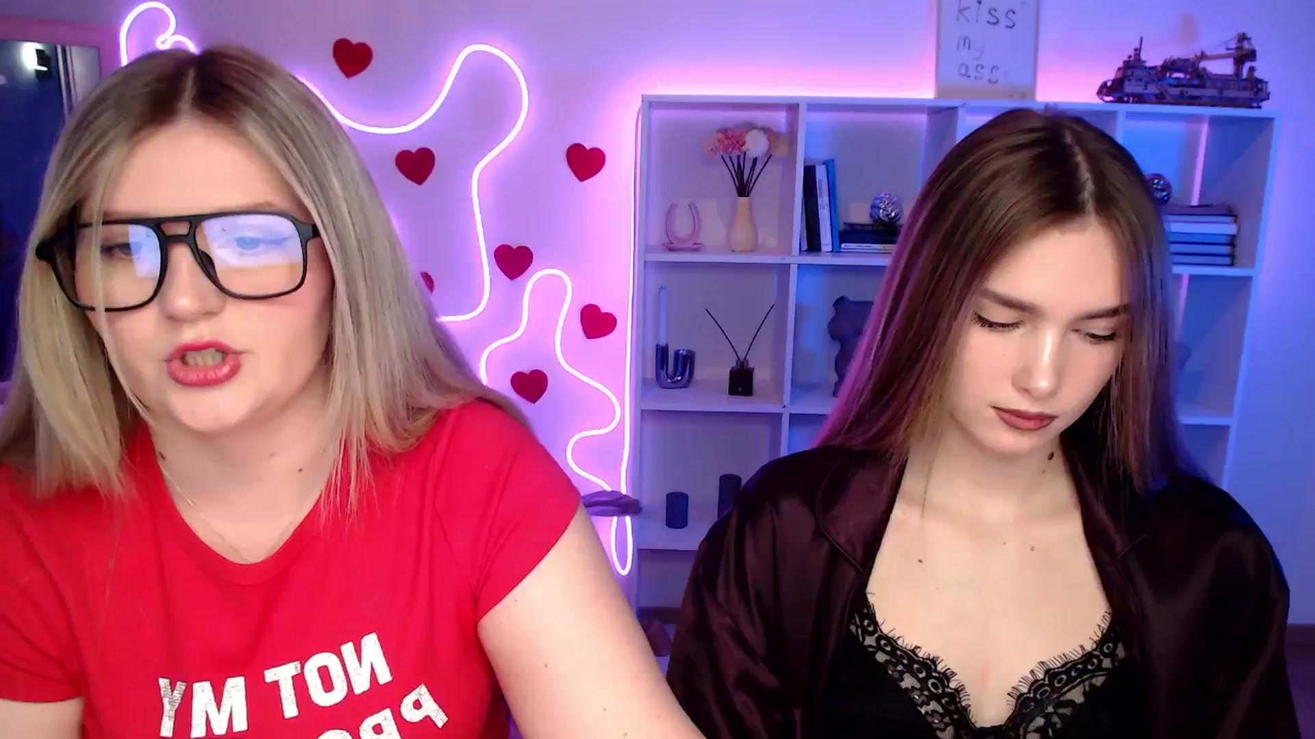 Gallery image thumbnail from Sirela's myfreecams stream on, 03/25/2026, 12:14 image 14 of 20