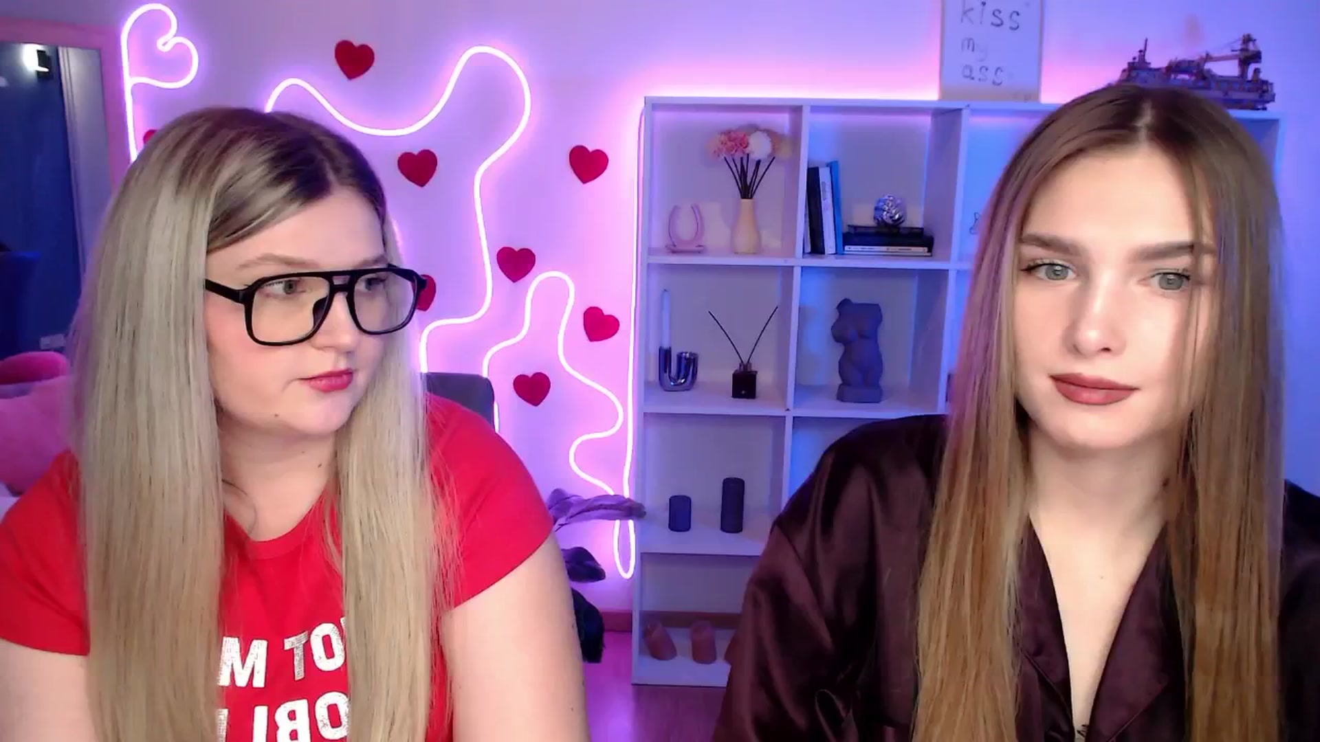 Gallery image thumbnail from Sirela's myfreecams stream on, 03/25/2026, 15:07 image 2 of 20