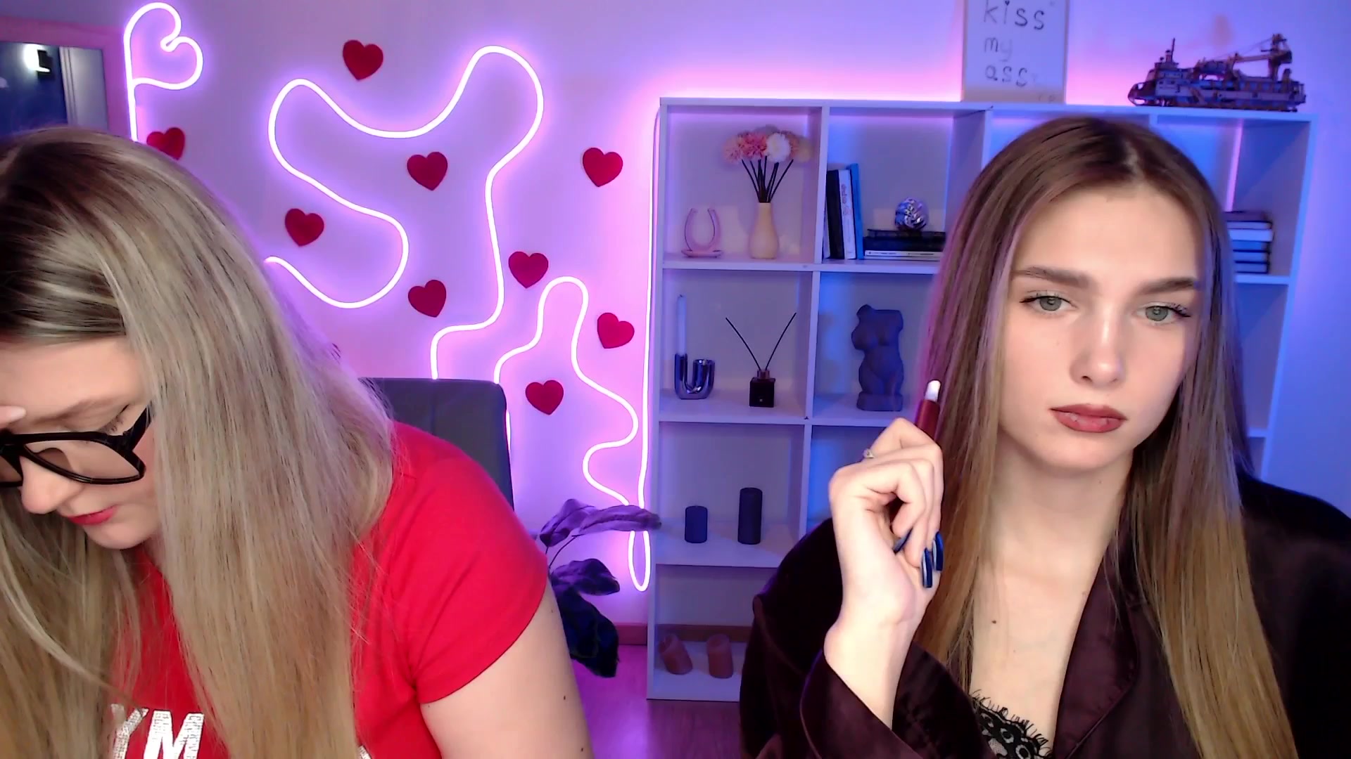 Gallery image thumbnail from Sirela's myfreecams stream on, 03/25/2026, 15:07 image 7 of 20