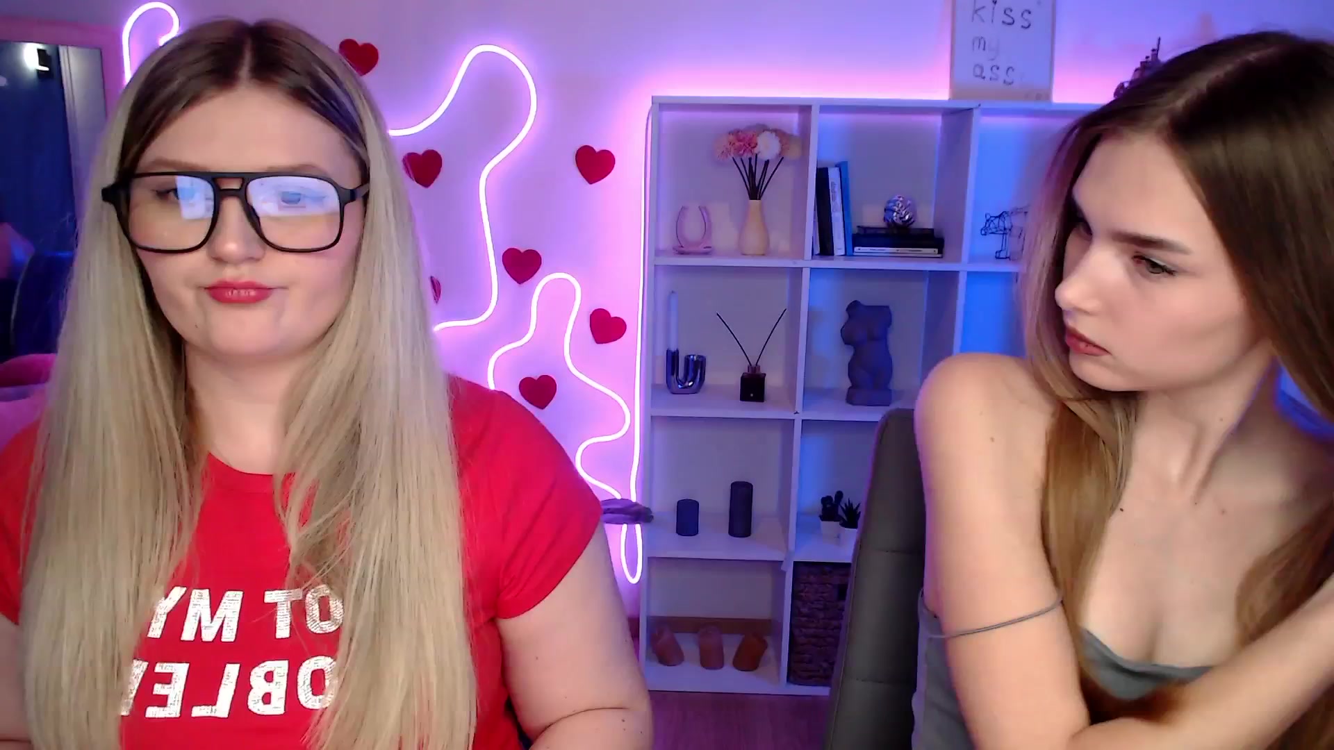 Gallery image thumbnail from Sirela's myfreecams stream on, 03/25/2026, 15:07 image 18 of 20