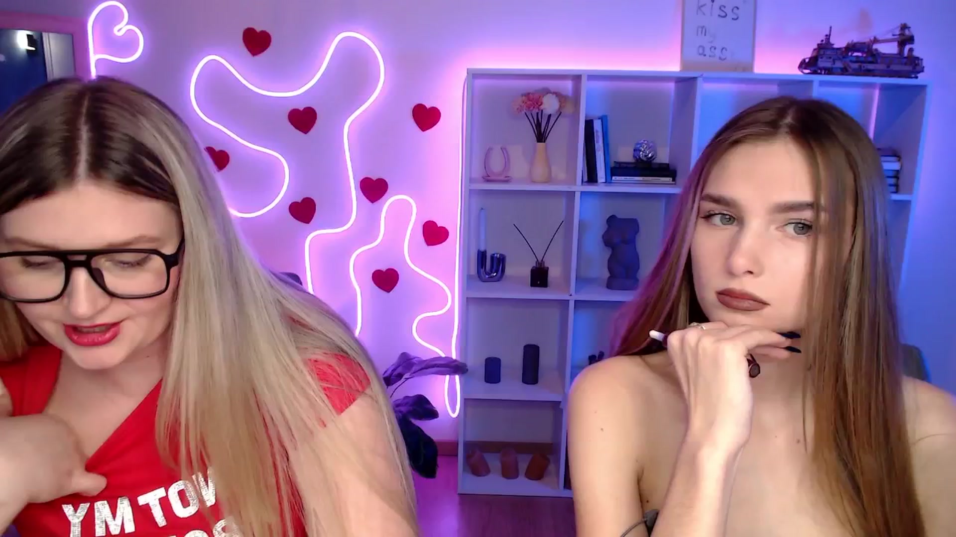 Gallery image thumbnail from Sirela's myfreecams stream on, 03/25/2026, 16:50 image 2 of 20