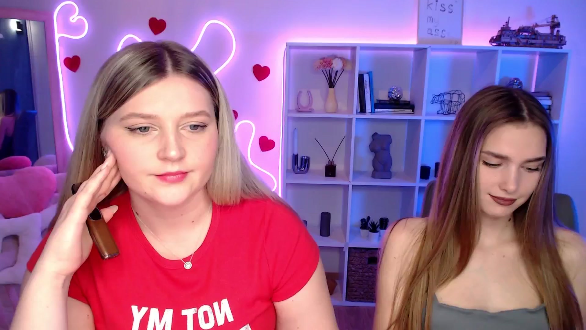 Gallery image thumbnail from Sirela's myfreecams stream on, 03/25/2026, 16:50 image 18 of 20
