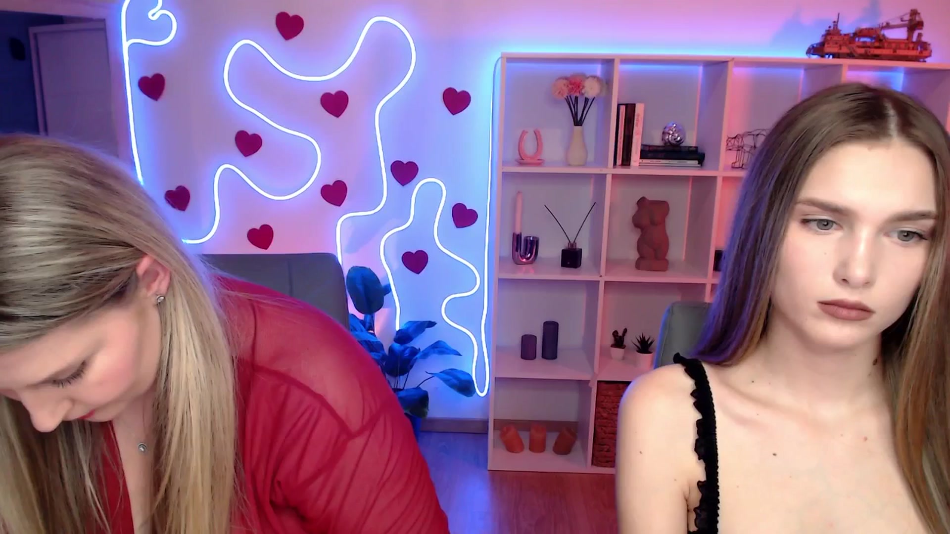 Gallery image thumbnail from Sirela's myfreecams stream on, 03/29/2026, 15:06 image 14 of 20