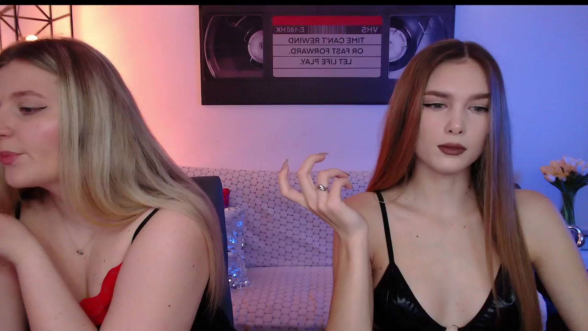 Gallery image thumbnail from Sirela's myfreecams stream on, 03/31/2026, 10:12 image 14 of 20