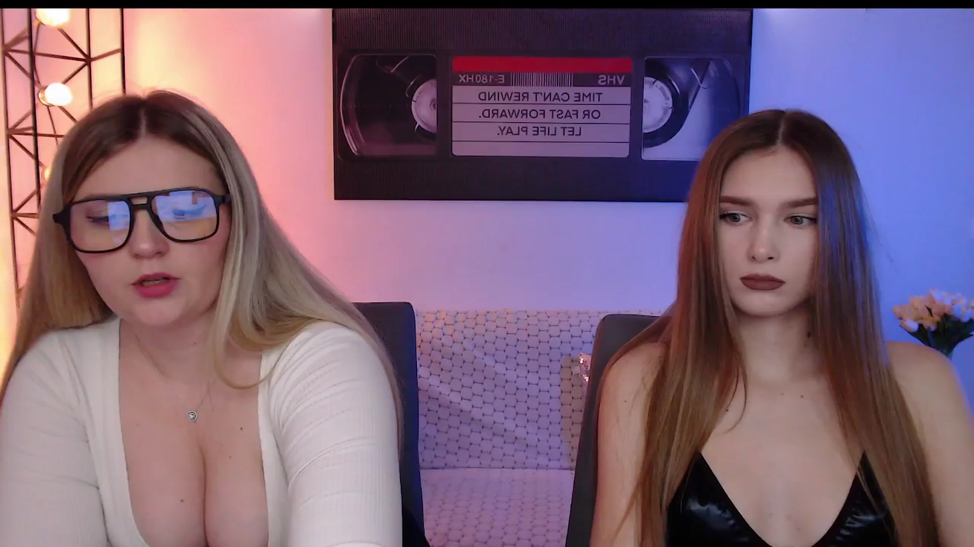 Gallery image thumbnail from Sirela's myfreecams stream on, 03/31/2026, 12:34 image 19 of 20