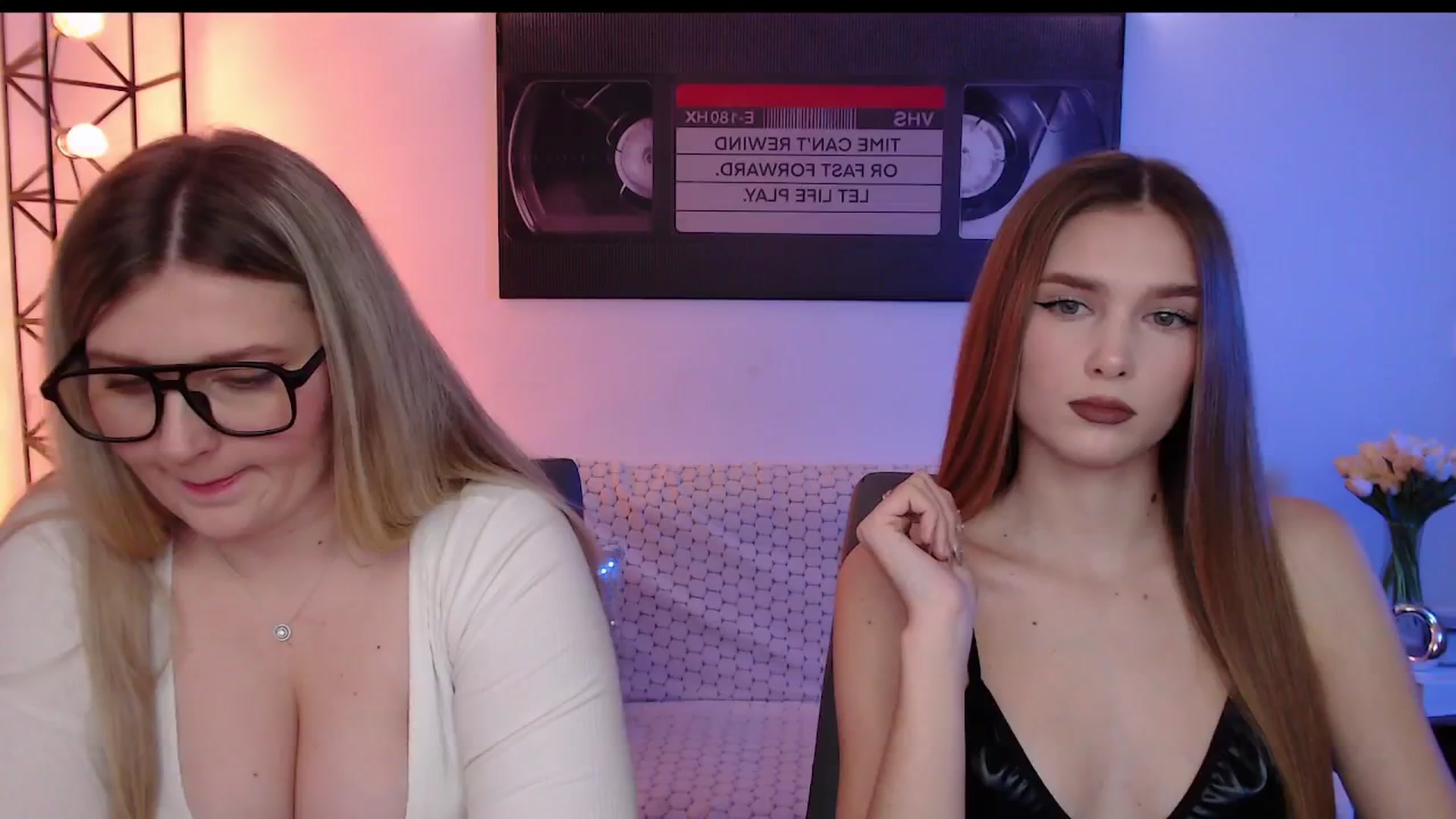 Gallery image thumbnail from Sirela's myfreecams stream on, 03/31/2026, 12:34 image 12 of 20