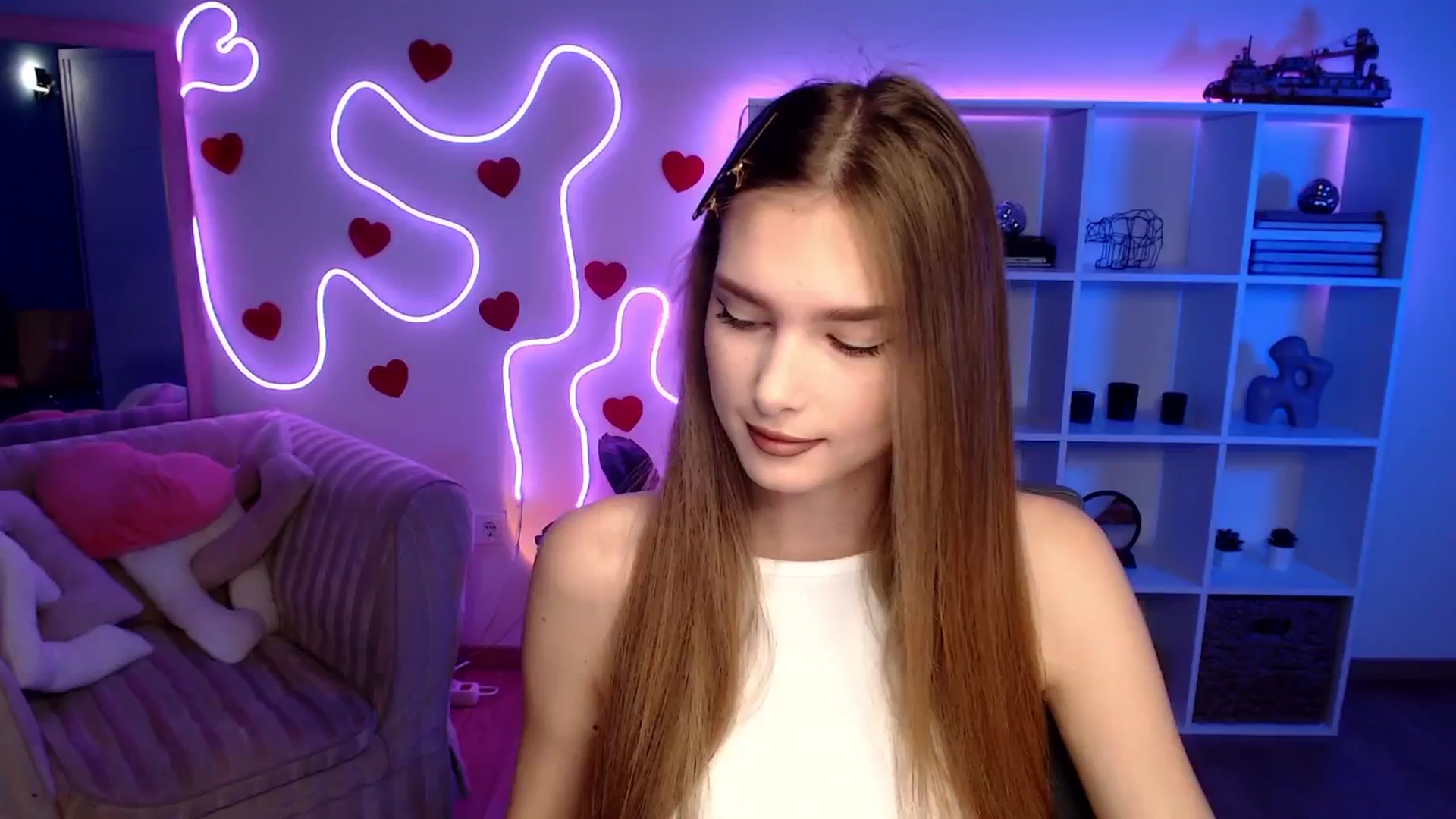 Gallery image thumbnail from Sirela's myfreecams stream on, 04/06/2026, 09:04 image 5 of 20