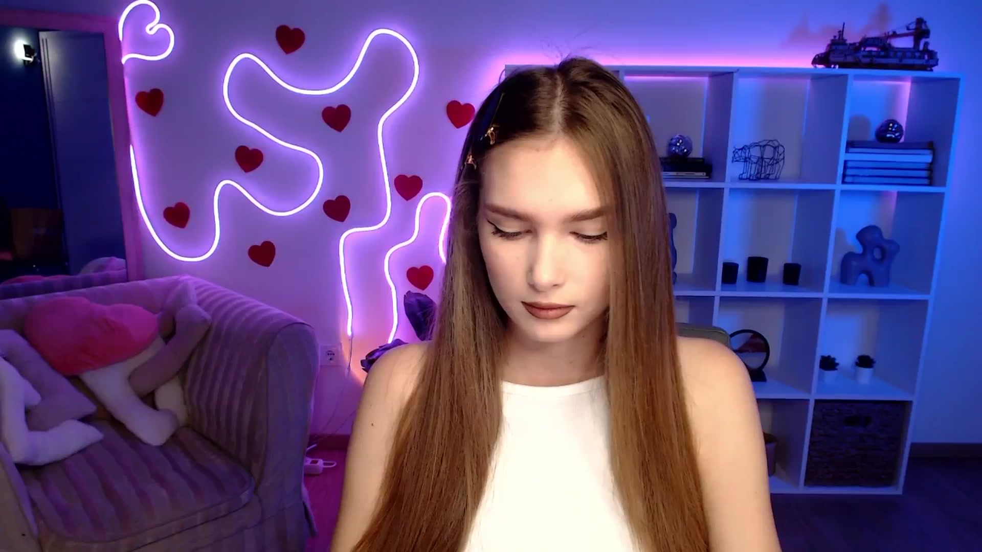 Gallery image thumbnail from Sirela's myfreecams stream on, 04/06/2026, 09:04 image 16 of 20