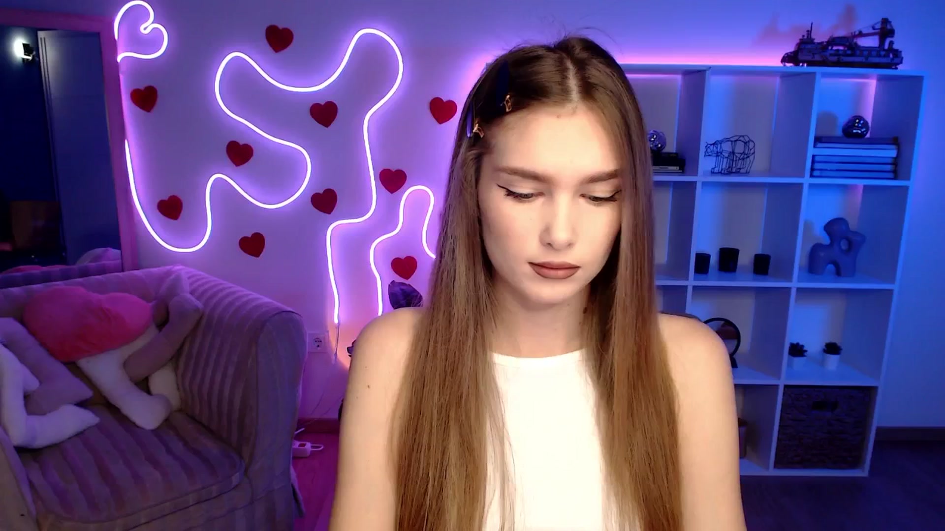 Gallery image thumbnail from Sirela's myfreecams stream on, 04/06/2026, 09:04 image 6 of 20