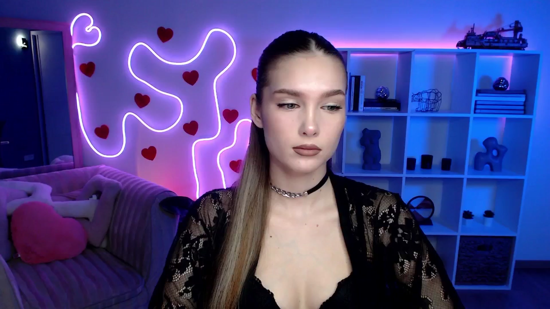 Gallery image thumbnail from Sirela's myfreecams stream on, 04/10/2026, 08:45 image 14 of 20