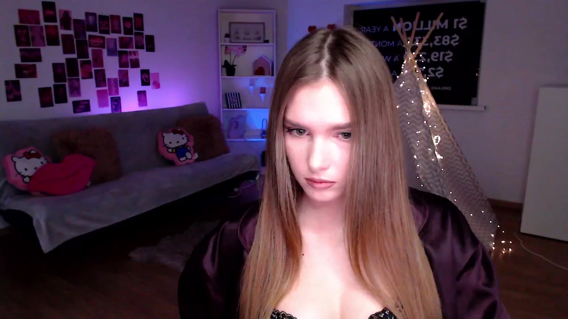 Gallery image thumbnail from Sirela's myfreecams stream on, 04/14/2026, 11:45 image 17 of 20