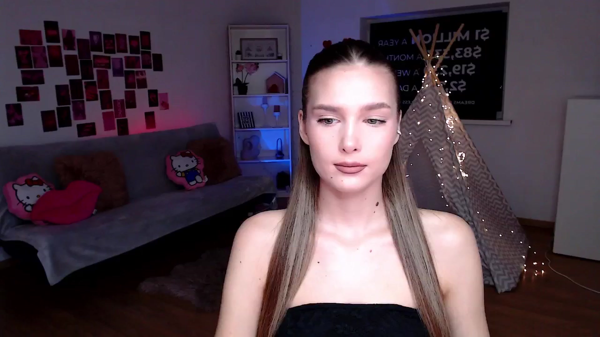 Gallery image thumbnail from Sirela's myfreecams stream on, 04/15/2026, 08:29 image 16 of 20