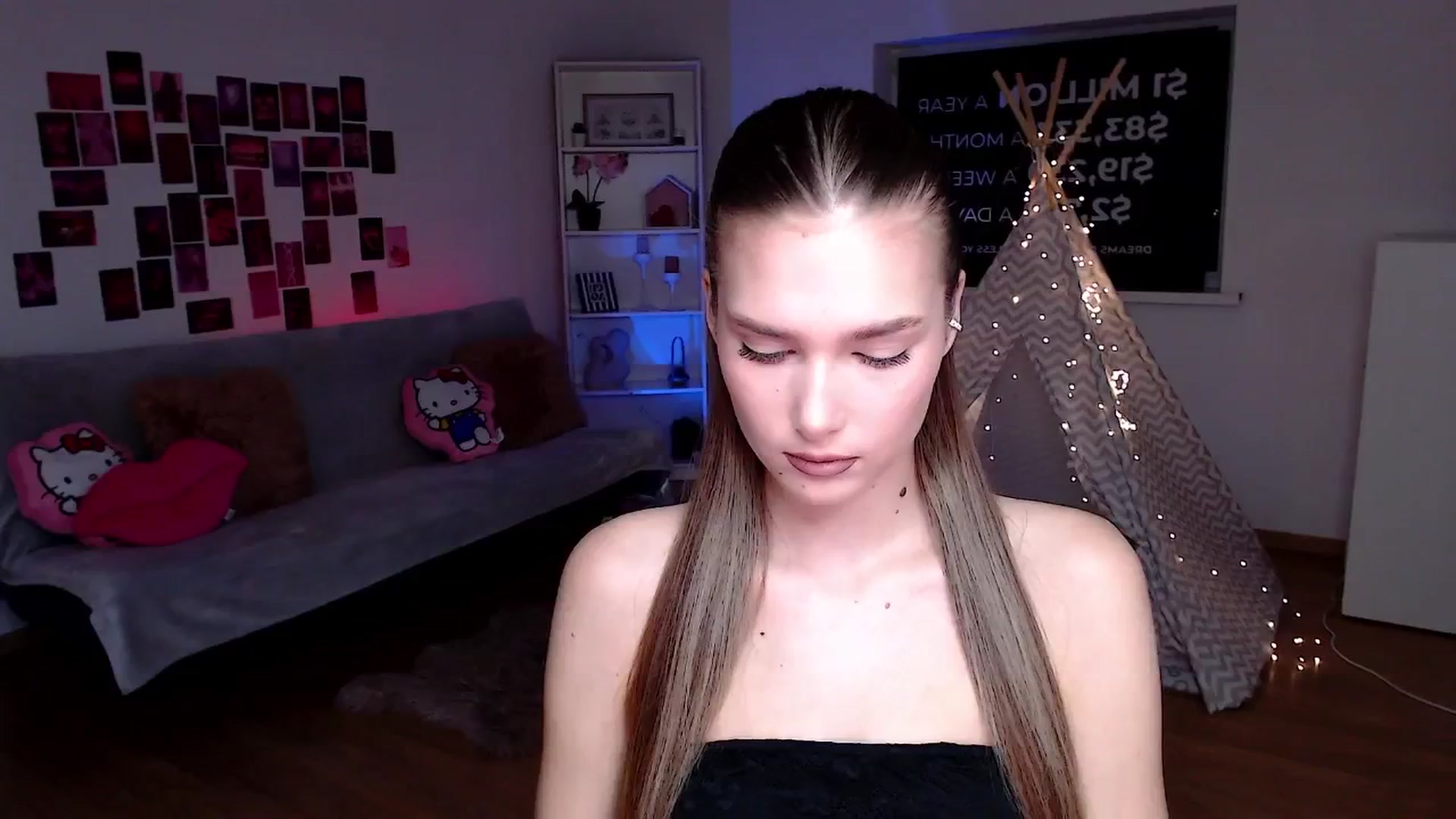 Gallery image thumbnail from Sirela's myfreecams stream on, 04/15/2026, 08:29 image 2 of 20