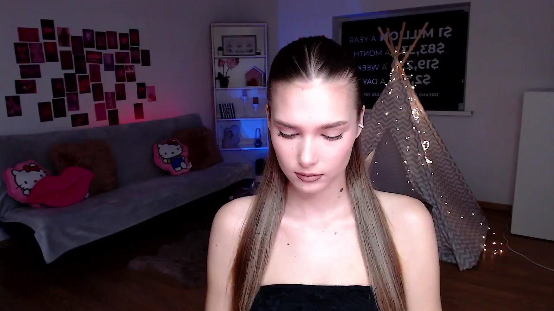 Gallery image thumbnail from Sirela's myfreecams stream on, 04/15/2026, 08:29 image 4 of 20