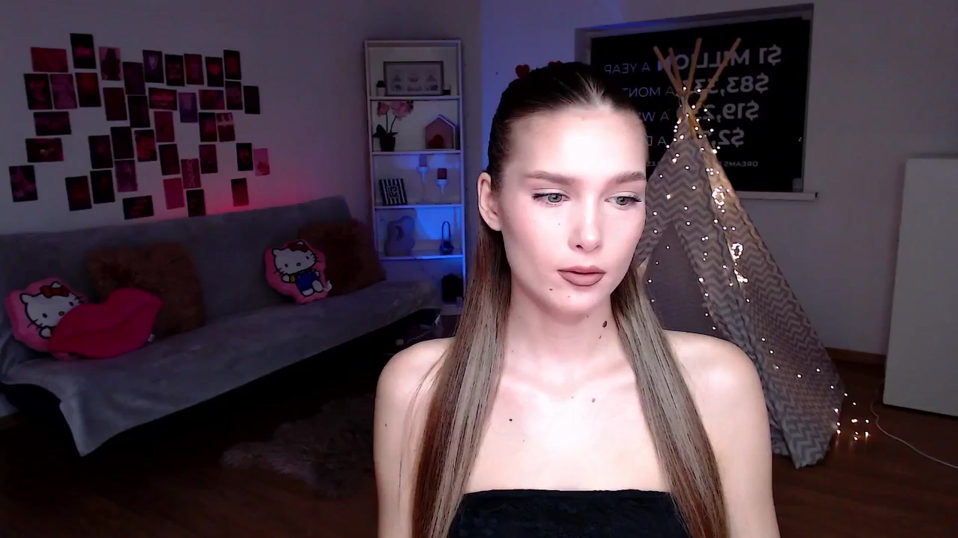 Gallery image thumbnail from Sirela's myfreecams stream on, 04/15/2026, 08:29 image 7 of 20