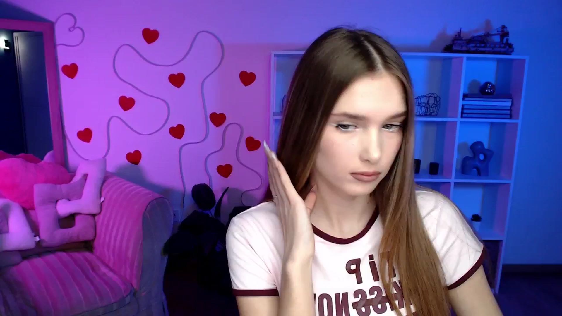 Gallery image thumbnail from Sirela's myfreecams stream on, 04/17/2026, 10:00 image 12 of 20