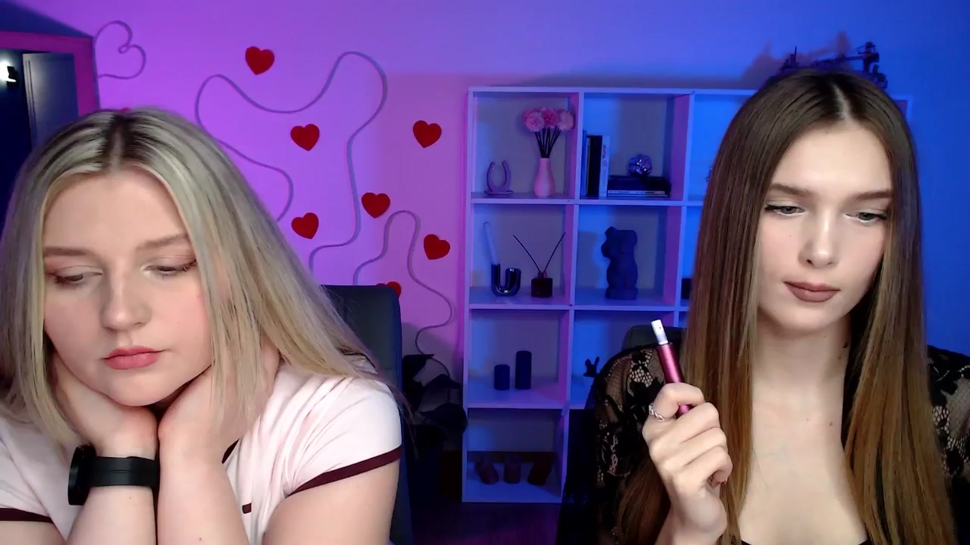 Gallery image thumbnail from Sirela's myfreecams stream on, 04/17/2026, 11:15 image 10 of 20