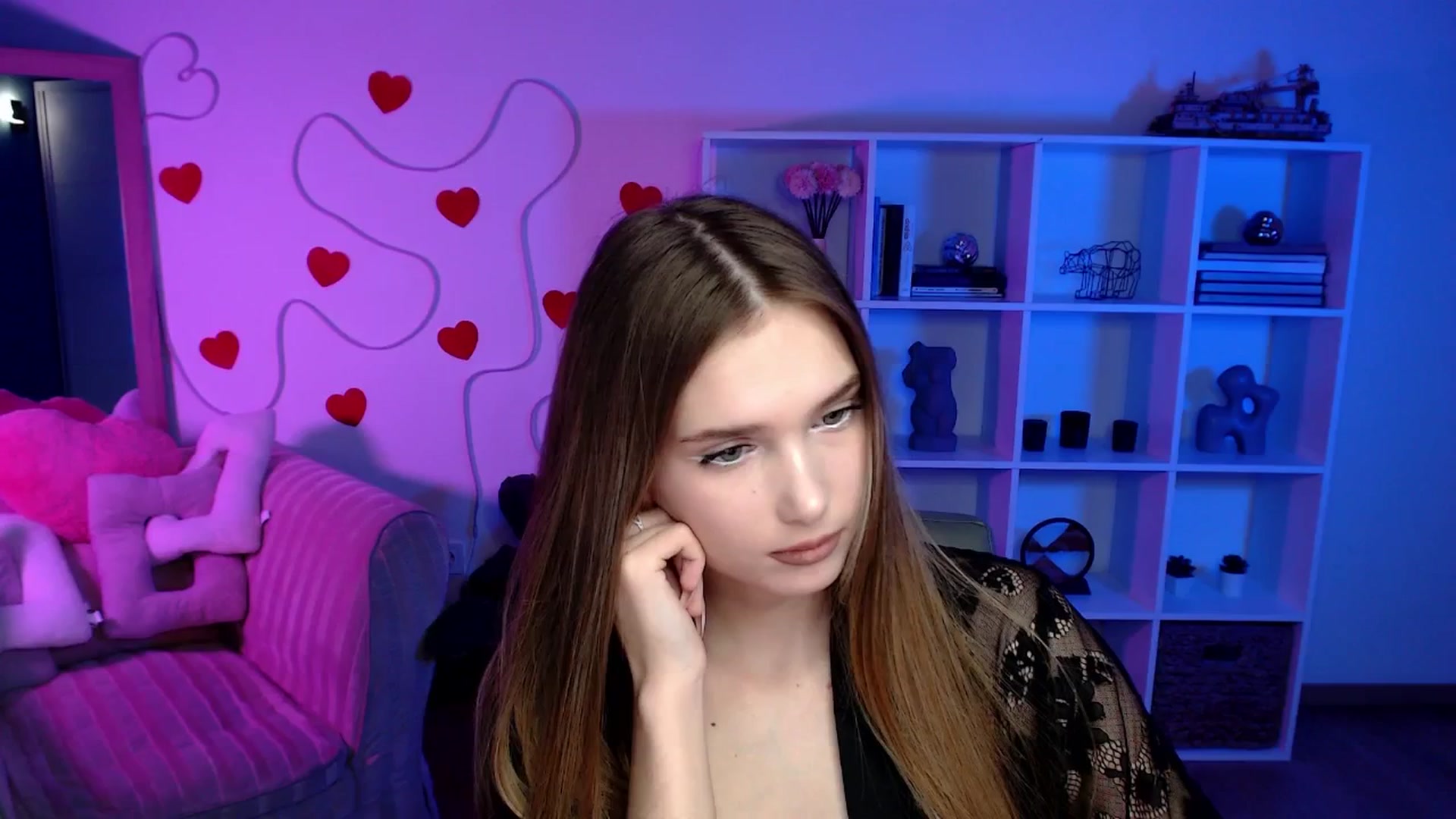 Gallery image thumbnail from Sirela's myfreecams stream on, 04/17/2026, 13:22 image 14 of 20