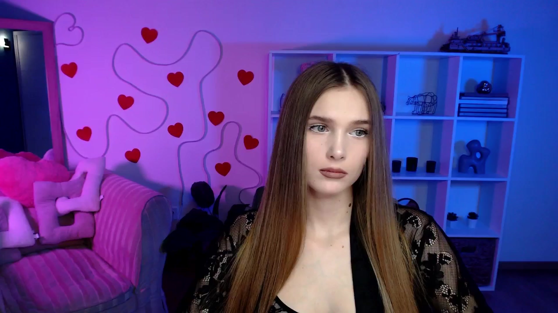 Gallery image thumbnail from Sirela's myfreecams stream on, 04/17/2026, 13:22 image 1 of 20