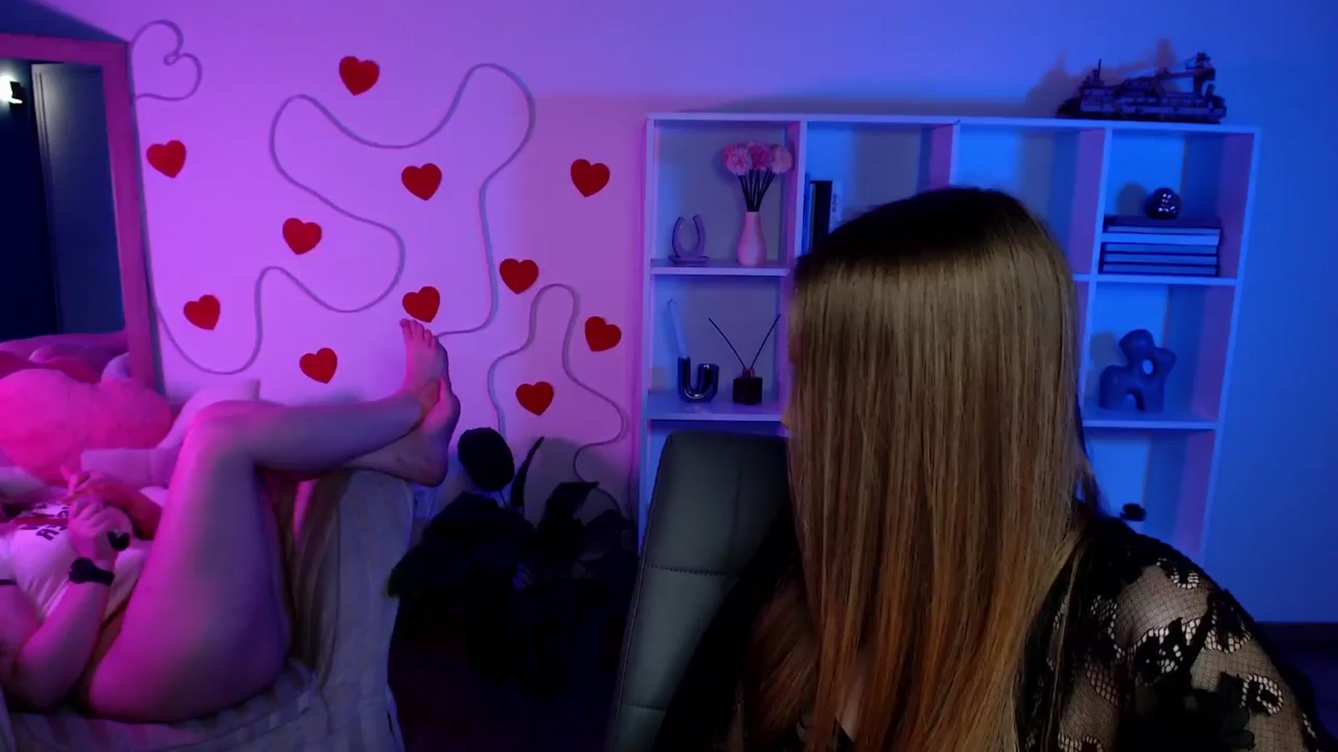 Gallery image thumbnail from Sirela's myfreecams stream on, 04/17/2026, 14:21 image 10 of 20