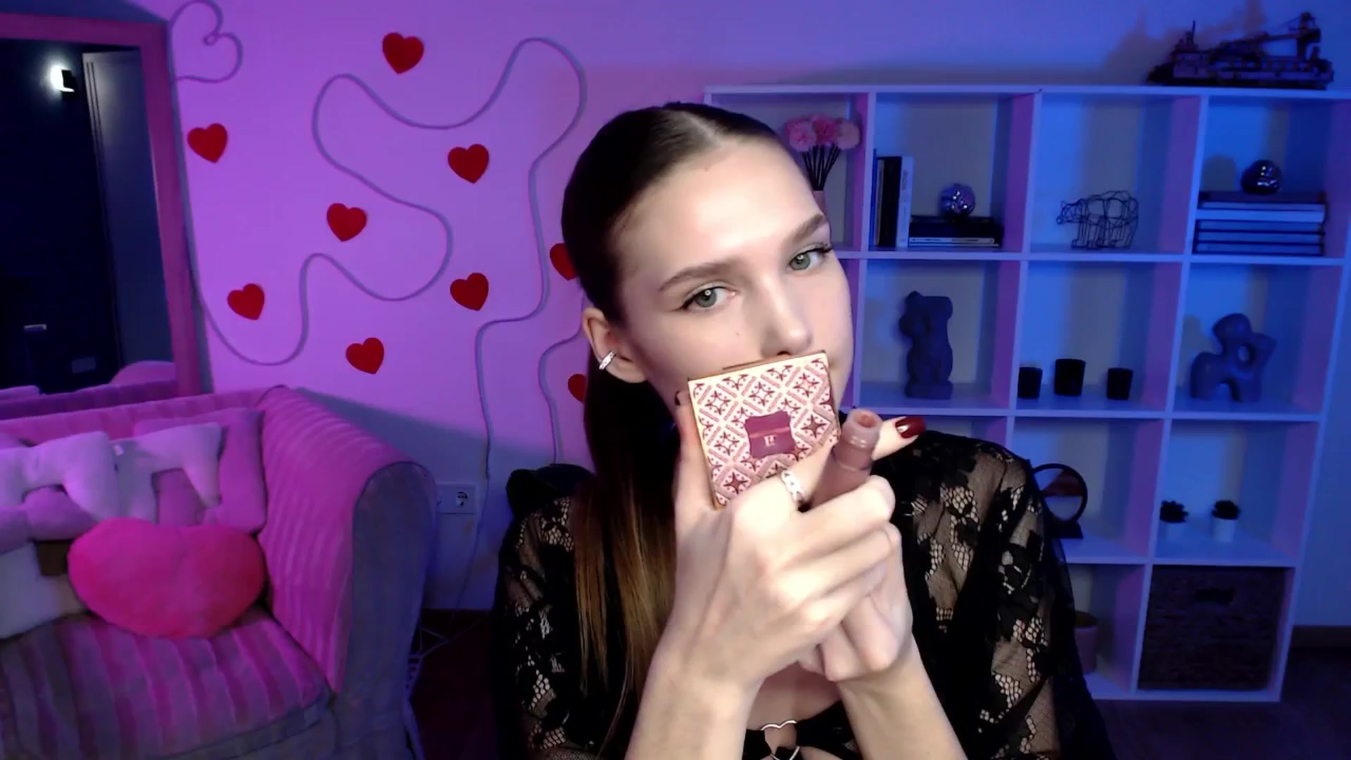 Gallery image thumbnail from Sirela's myfreecams stream on, 04/21/2026, 12:35 image 16 of 20