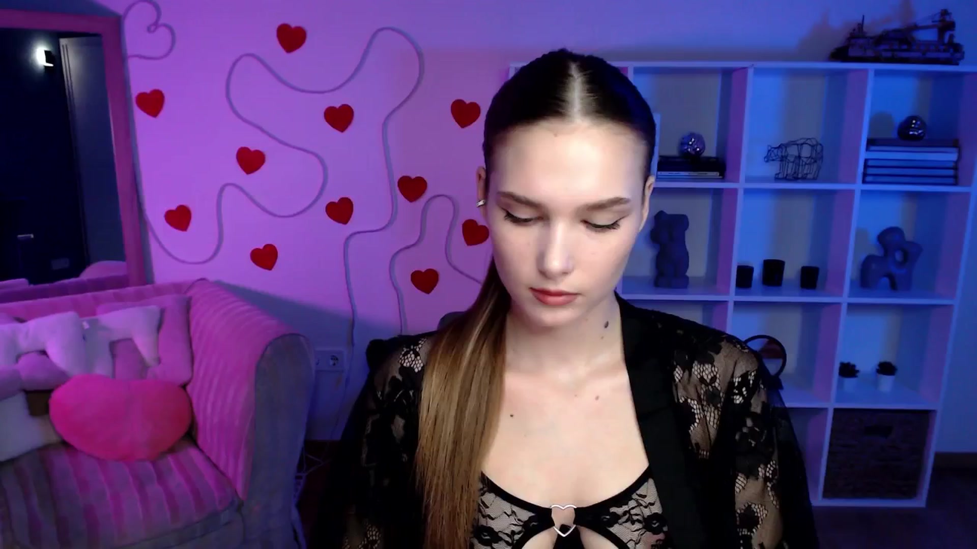 Gallery image thumbnail from Sirela's myfreecams stream on, 04/21/2026, 12:35 image 10 of 20