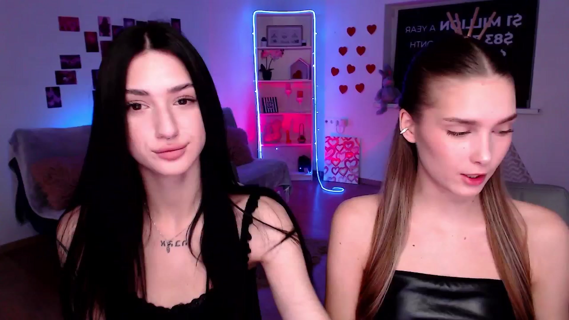 Gallery image thumbnail from Sirela's myfreecams stream on, 05/02/2026, 12:36 image 16 of 20