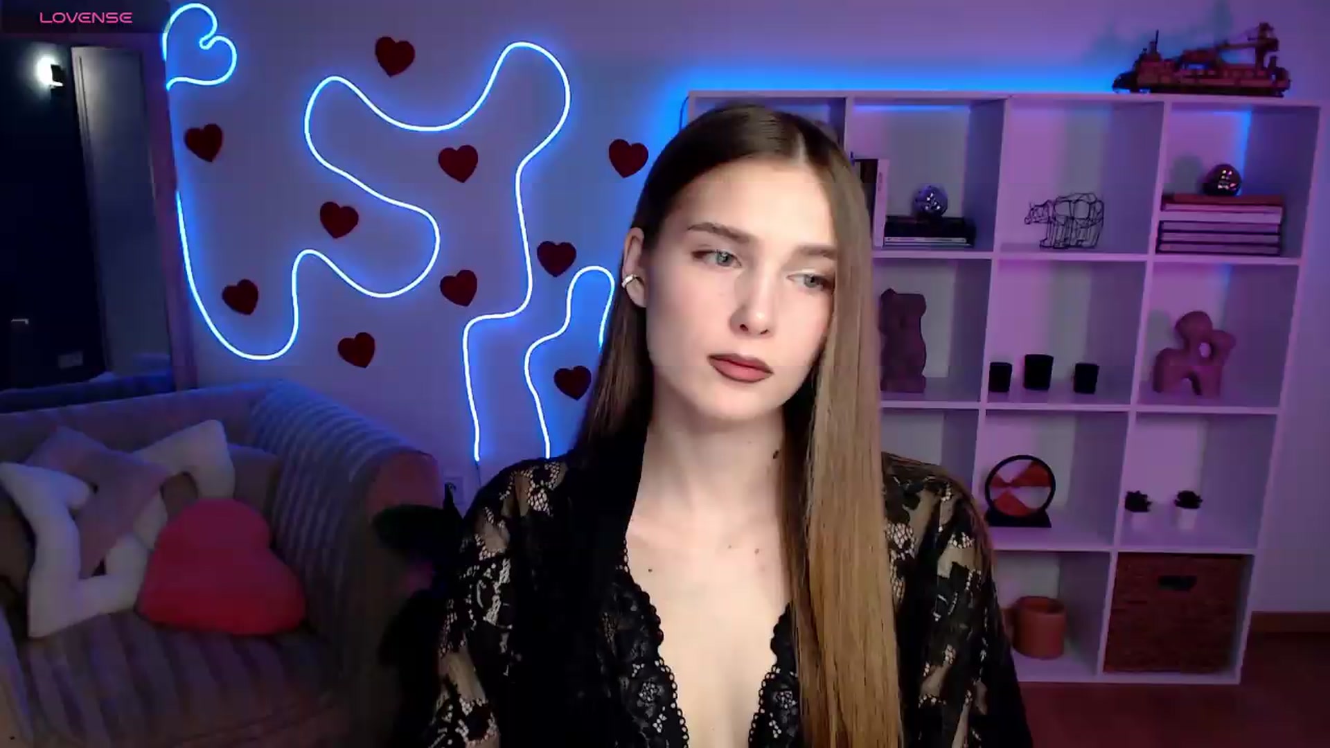 Gallery image thumbnail from Sirela's myfreecams stream on, 05/08/2026, 10:21 image 13 of 20