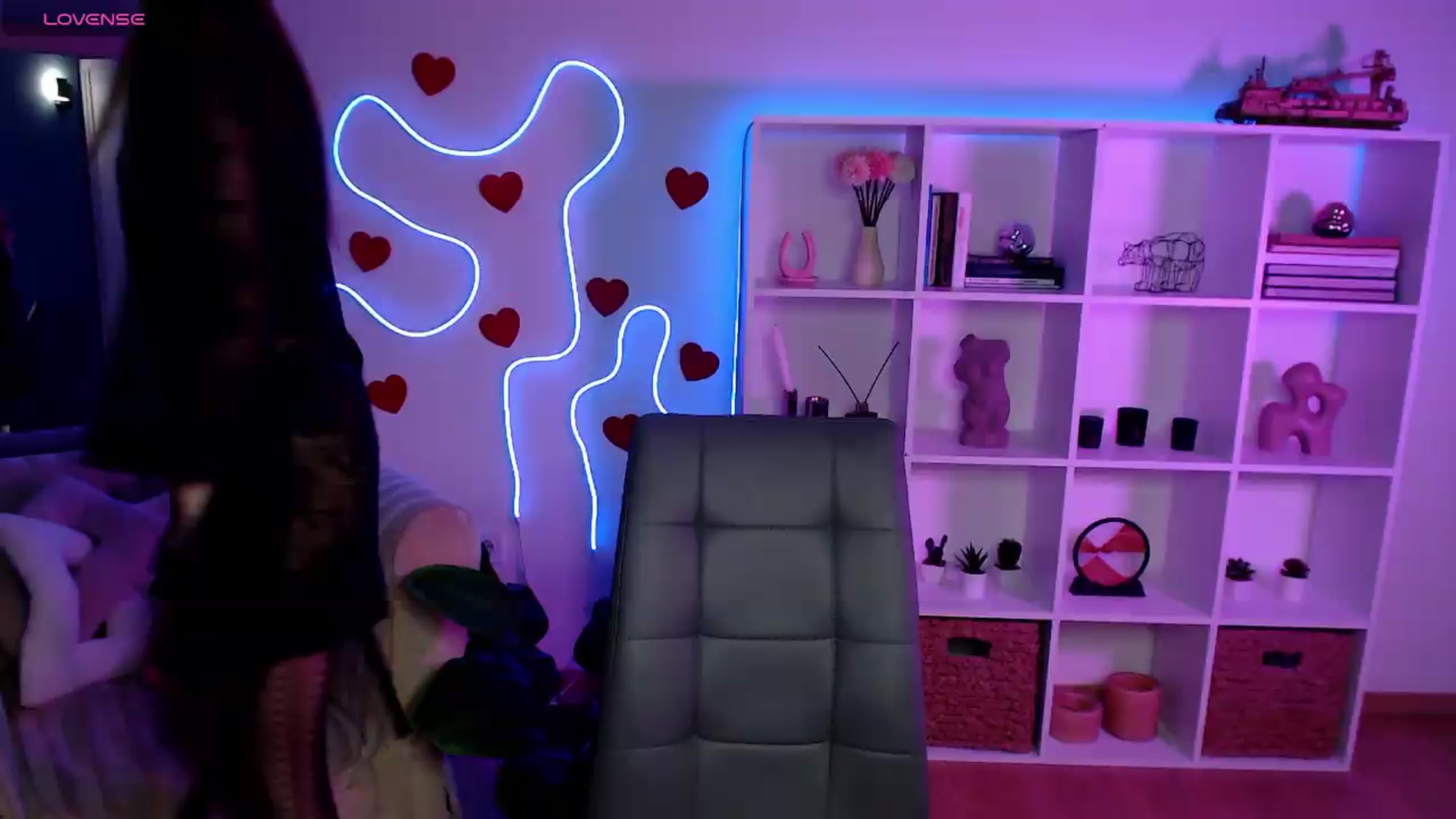 Gallery image thumbnail from Sirela's myfreecams stream on, 05/08/2026, 15:16 image 10 of 20