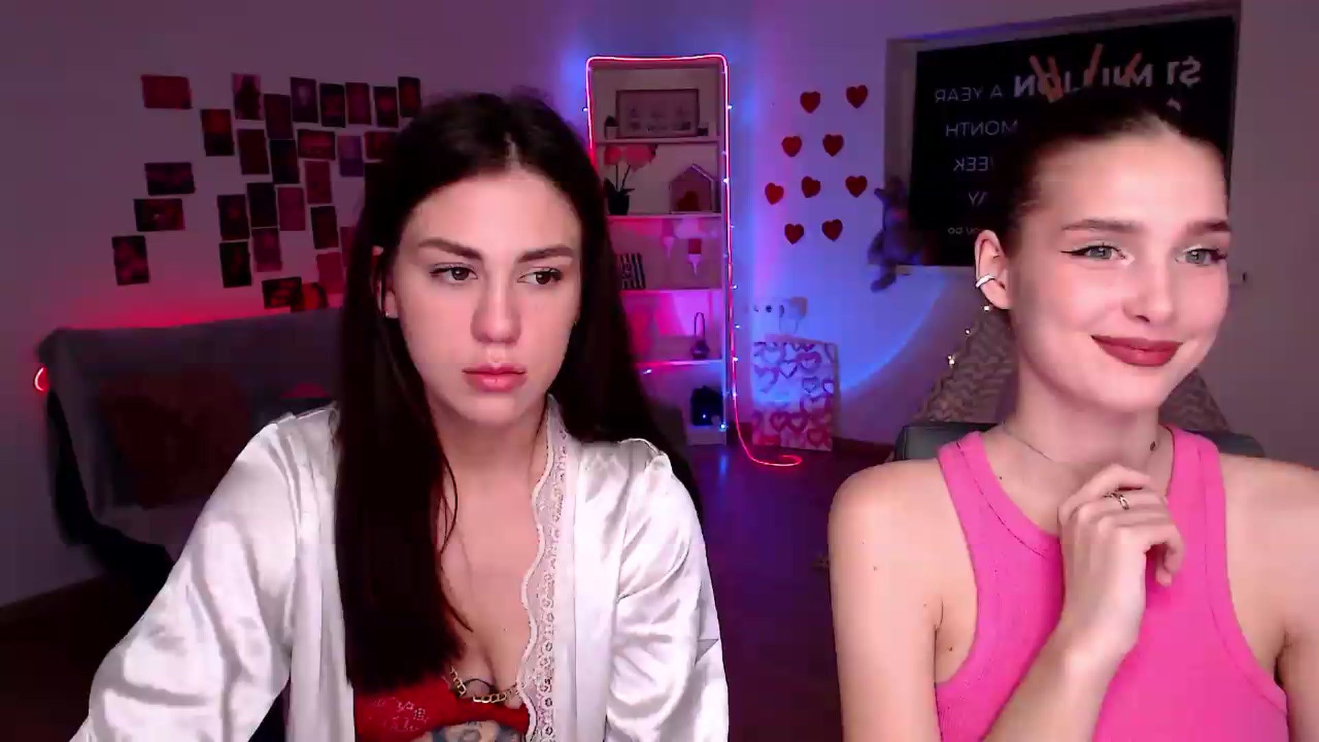 Gallery image thumbnail from Sirela's myfreecams stream on, 05/13/2026, 13:29 image 10 of 20