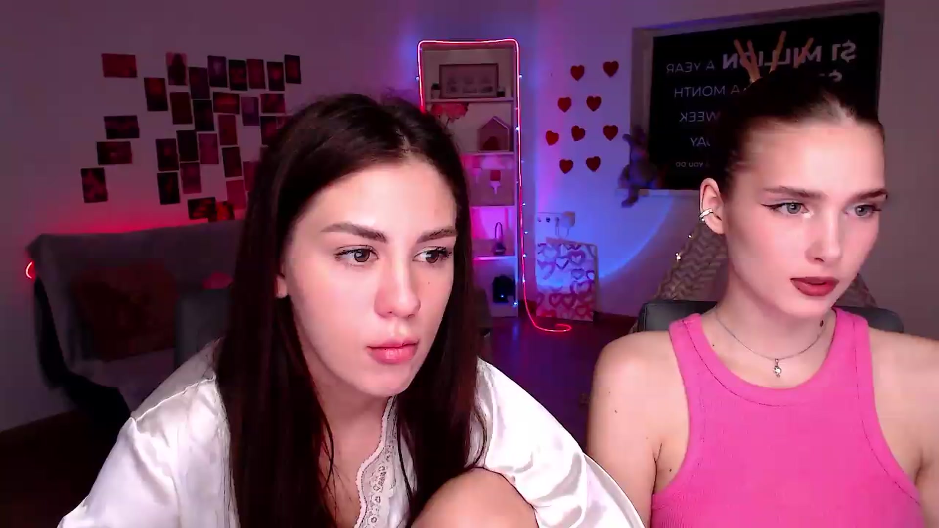 Gallery image thumbnail from Sirela's myfreecams stream on, 05/13/2026, 13:29 image 13 of 20