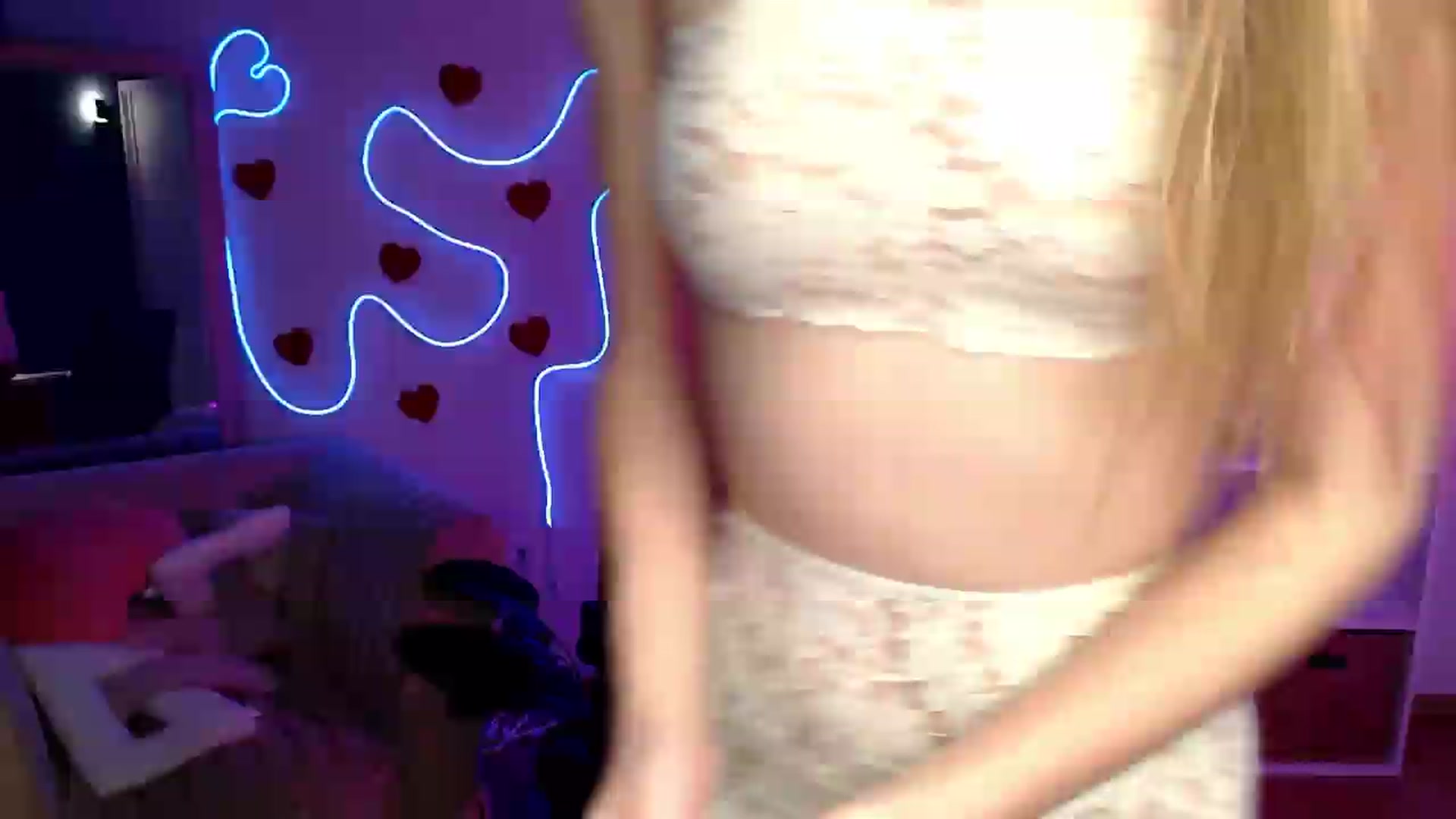 Gallery image thumbnail from Sirela's myfreecams stream on, 05/16/2026, 23:36 image 15 of 20