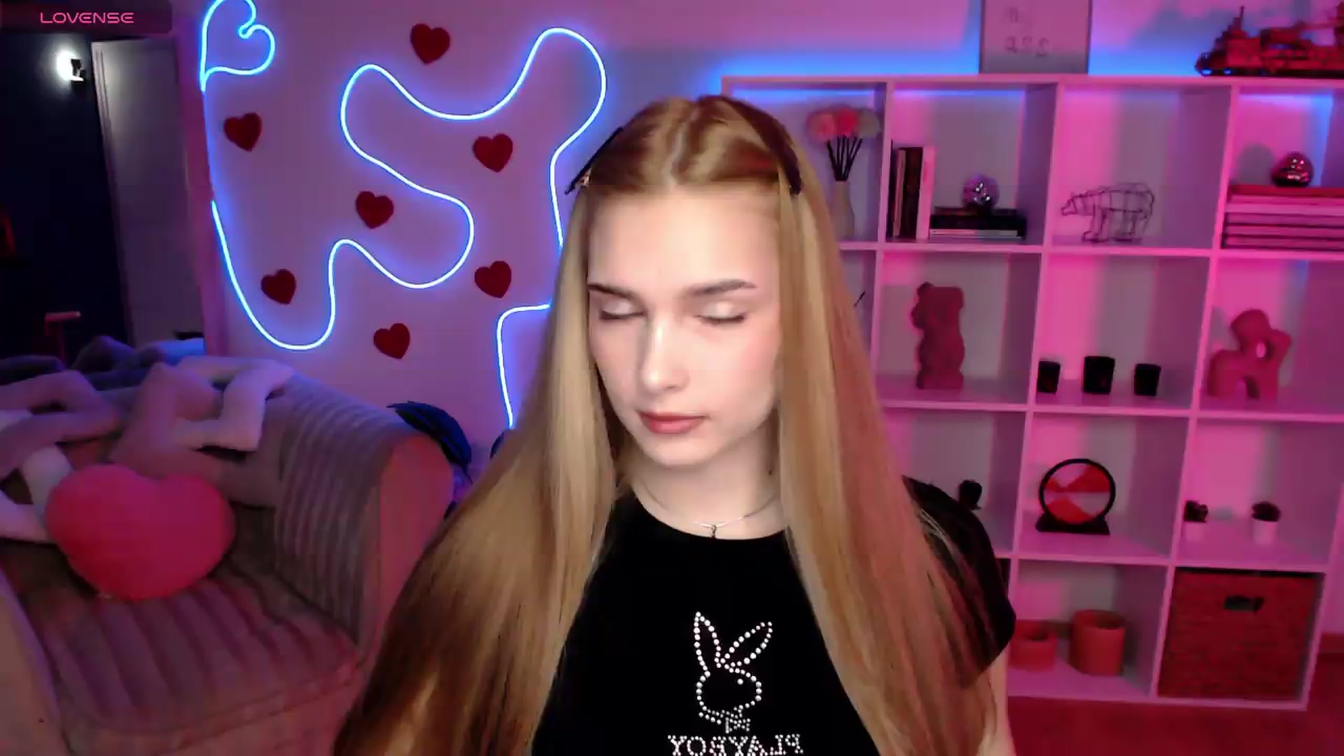 Gallery image thumbnail from Sirela's myfreecams stream on, 05/21/2026, 08:57 image 15 of 20