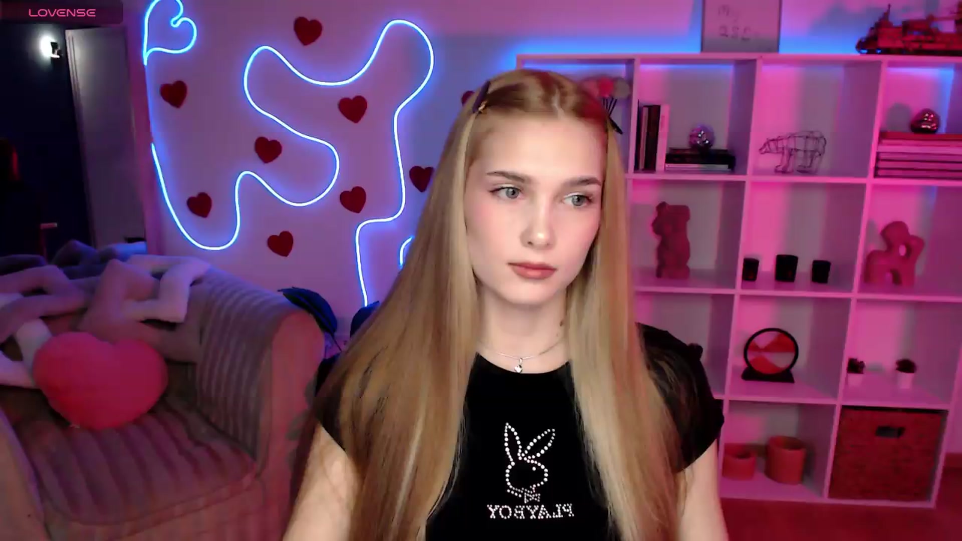 Gallery image thumbnail from Sirela's myfreecams stream on, 05/21/2026, 08:57 image 6 of 20