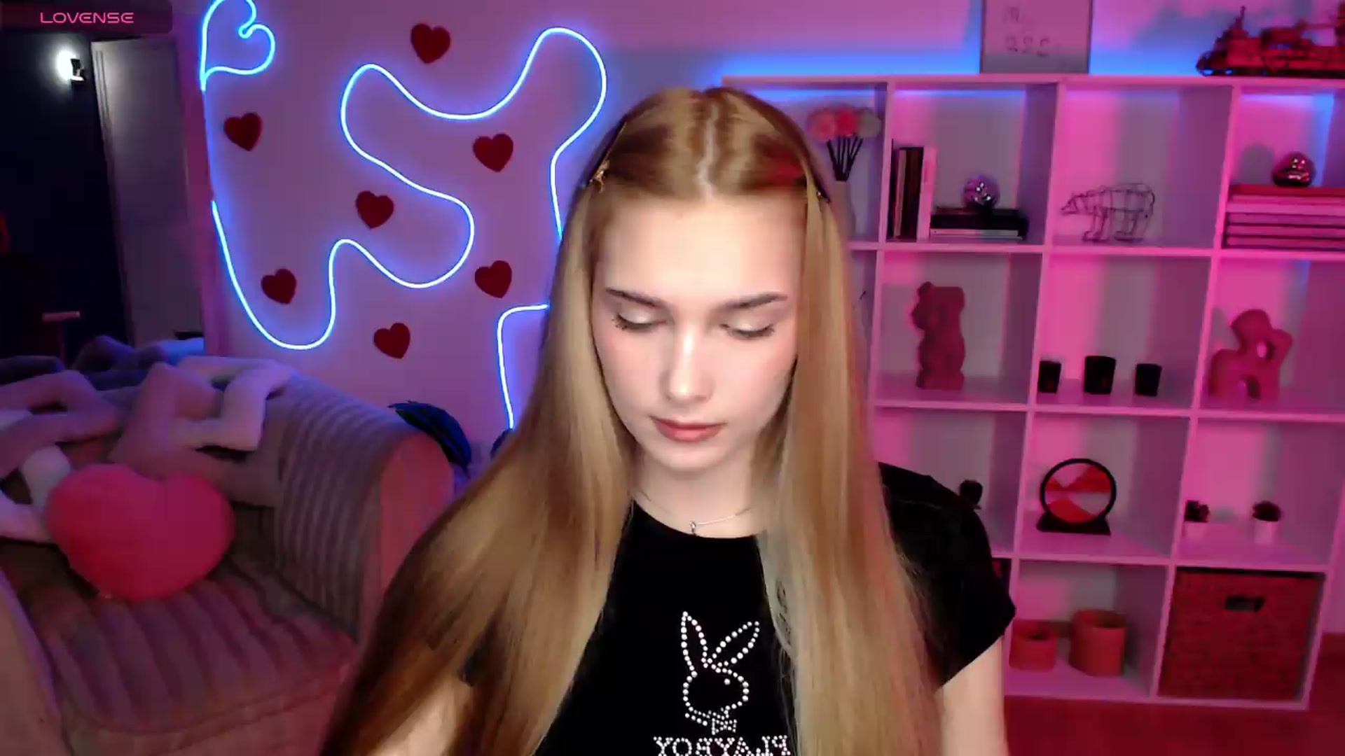 Gallery image thumbnail from Sirela's myfreecams stream on, 05/21/2026, 08:57 image 11 of 20