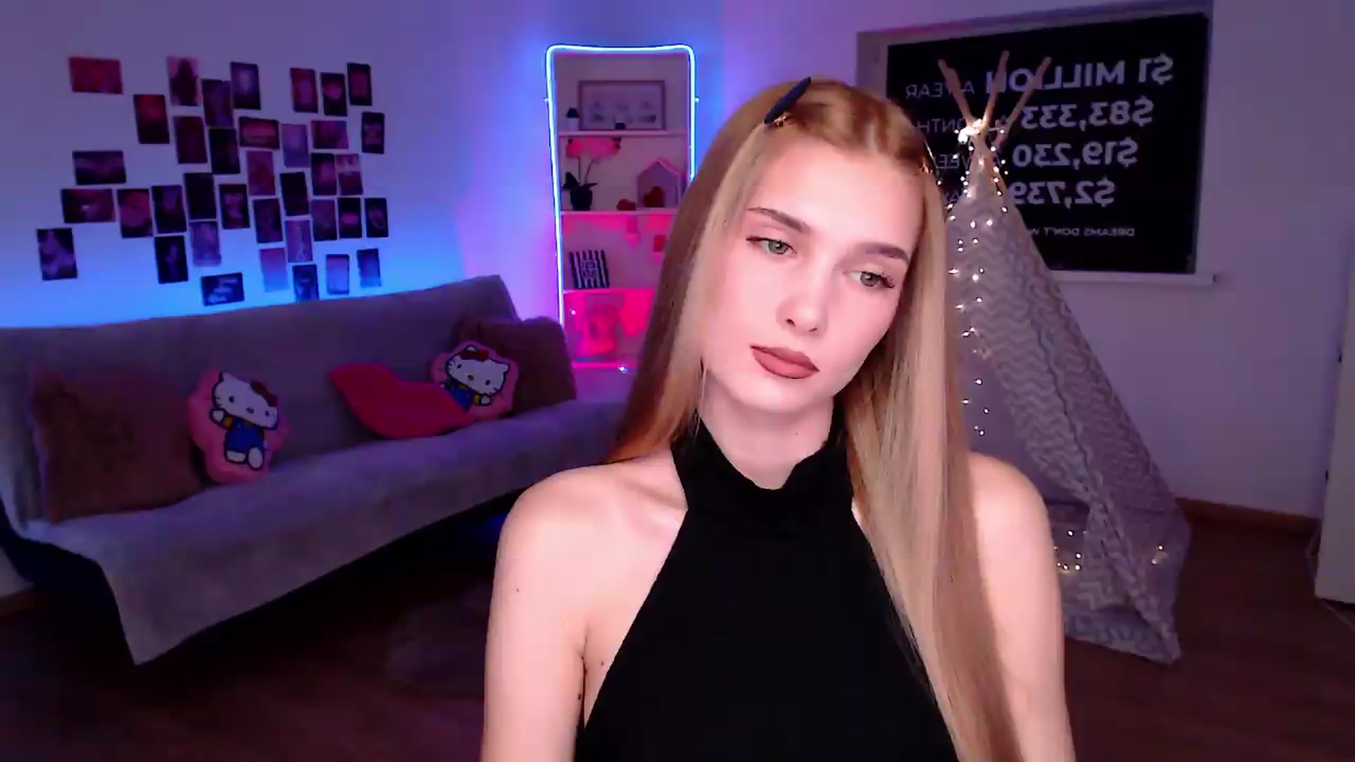 Gallery image thumbnail from Sirela's myfreecams stream on, 05/22/2026, 09:22 image 18 of 20
