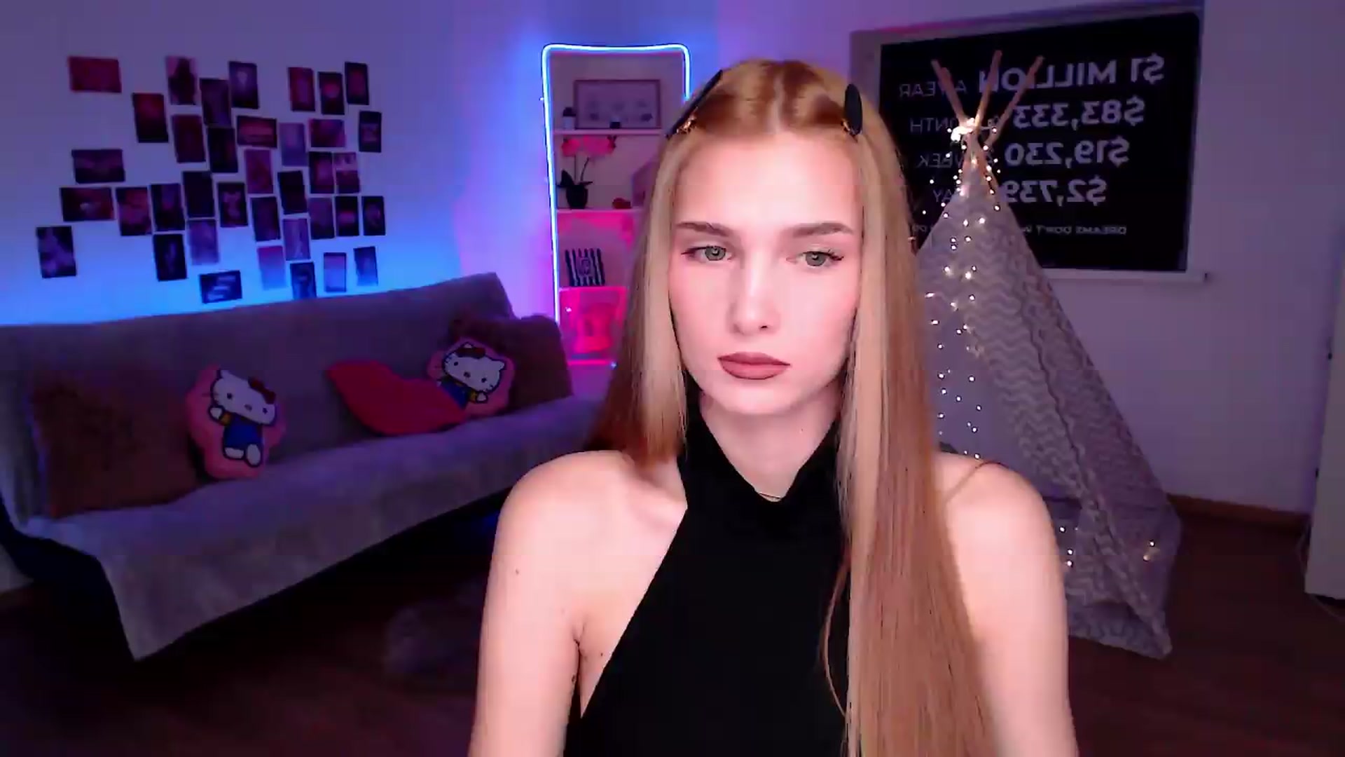 Gallery image thumbnail from Sirela's myfreecams stream on, 05/22/2026, 09:22 image 4 of 20