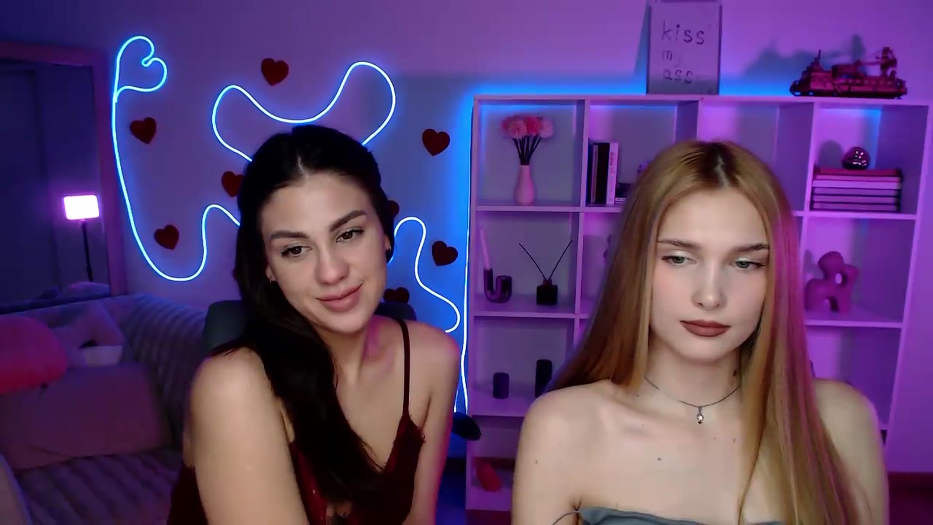 Gallery image thumbnail from Sirela's myfreecams stream on, 06/03/2026, 12:17 image 18 of 20